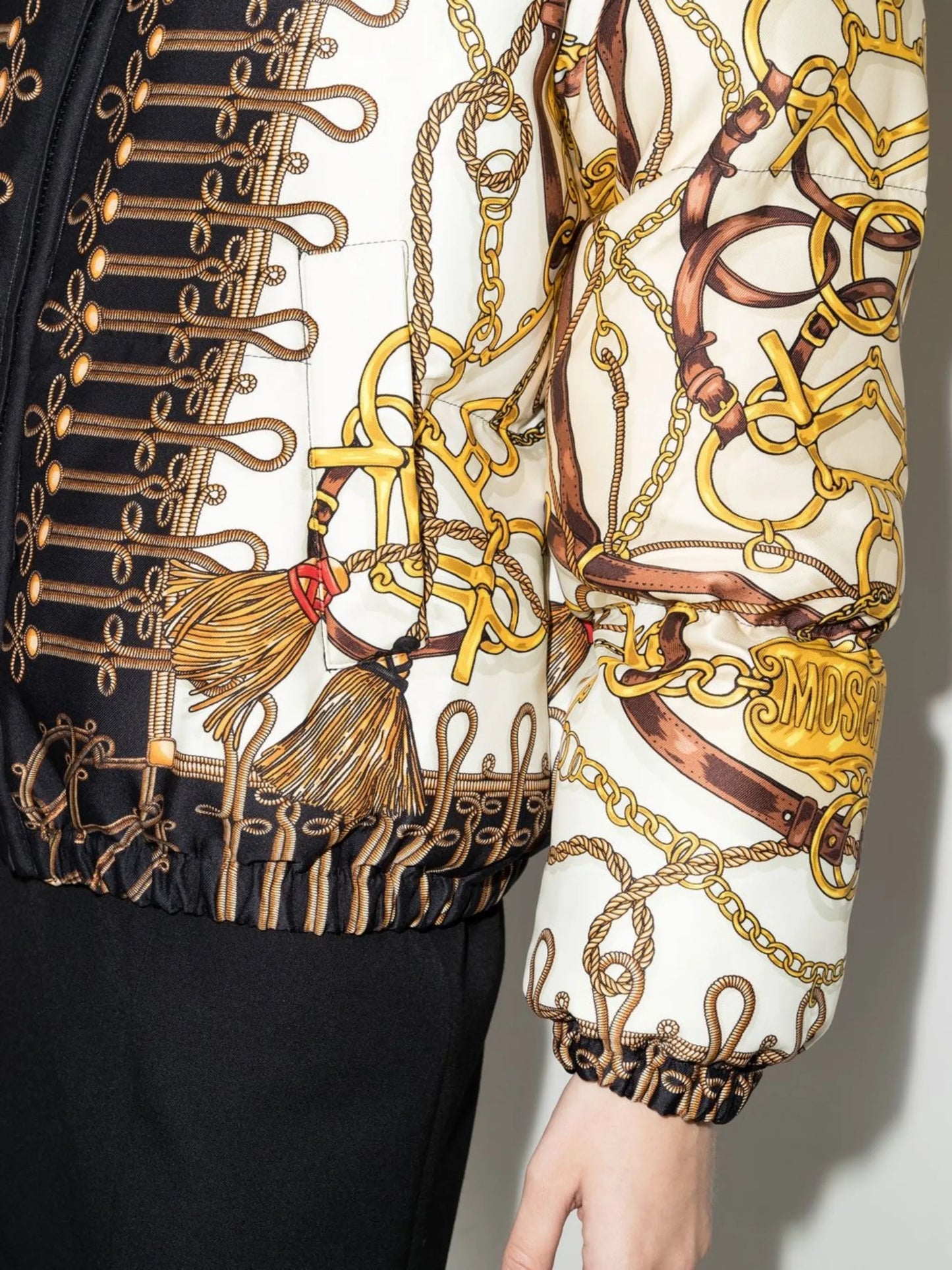 graphic-print puffer jacket