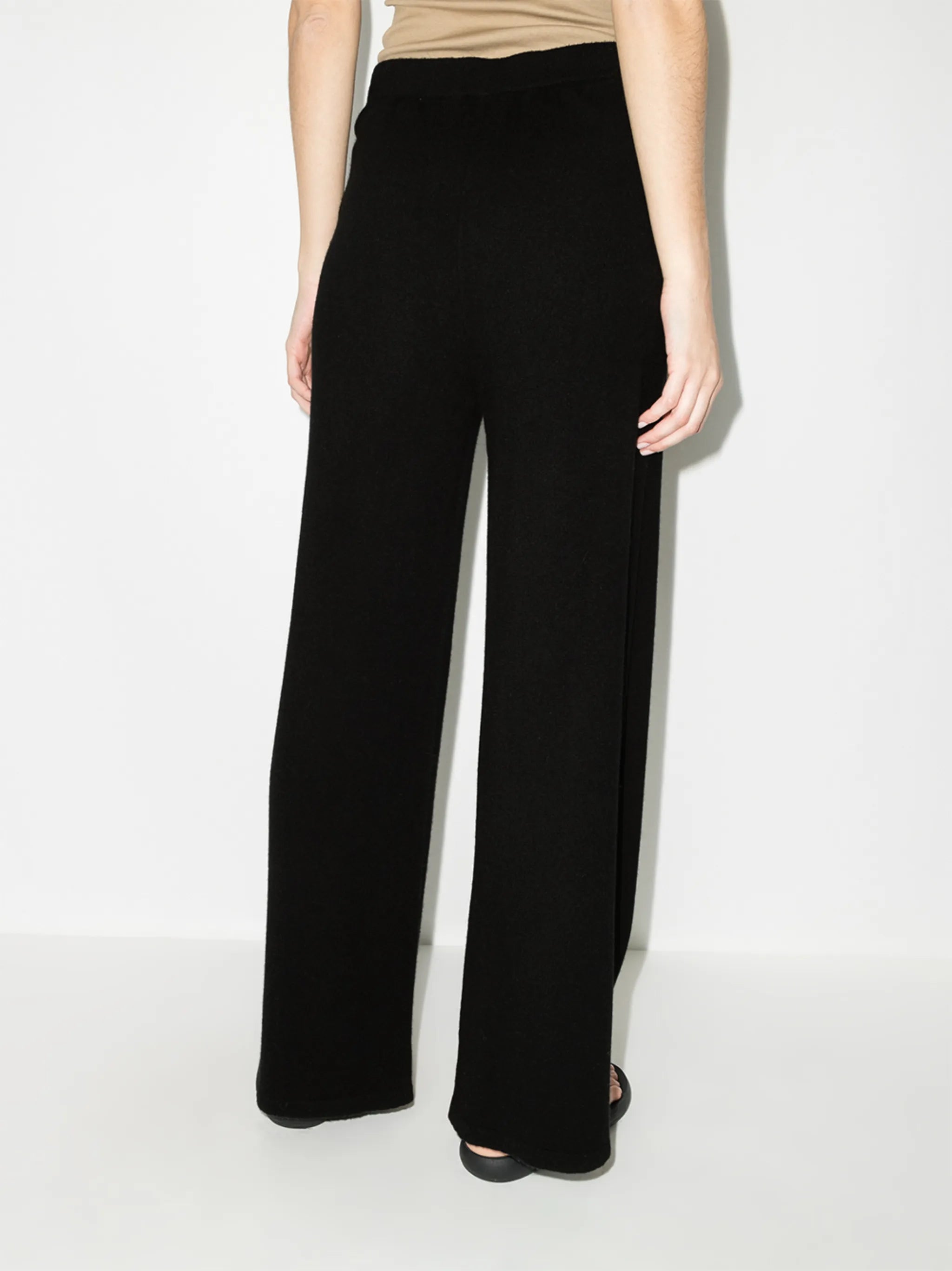 mid-rise flared trousers