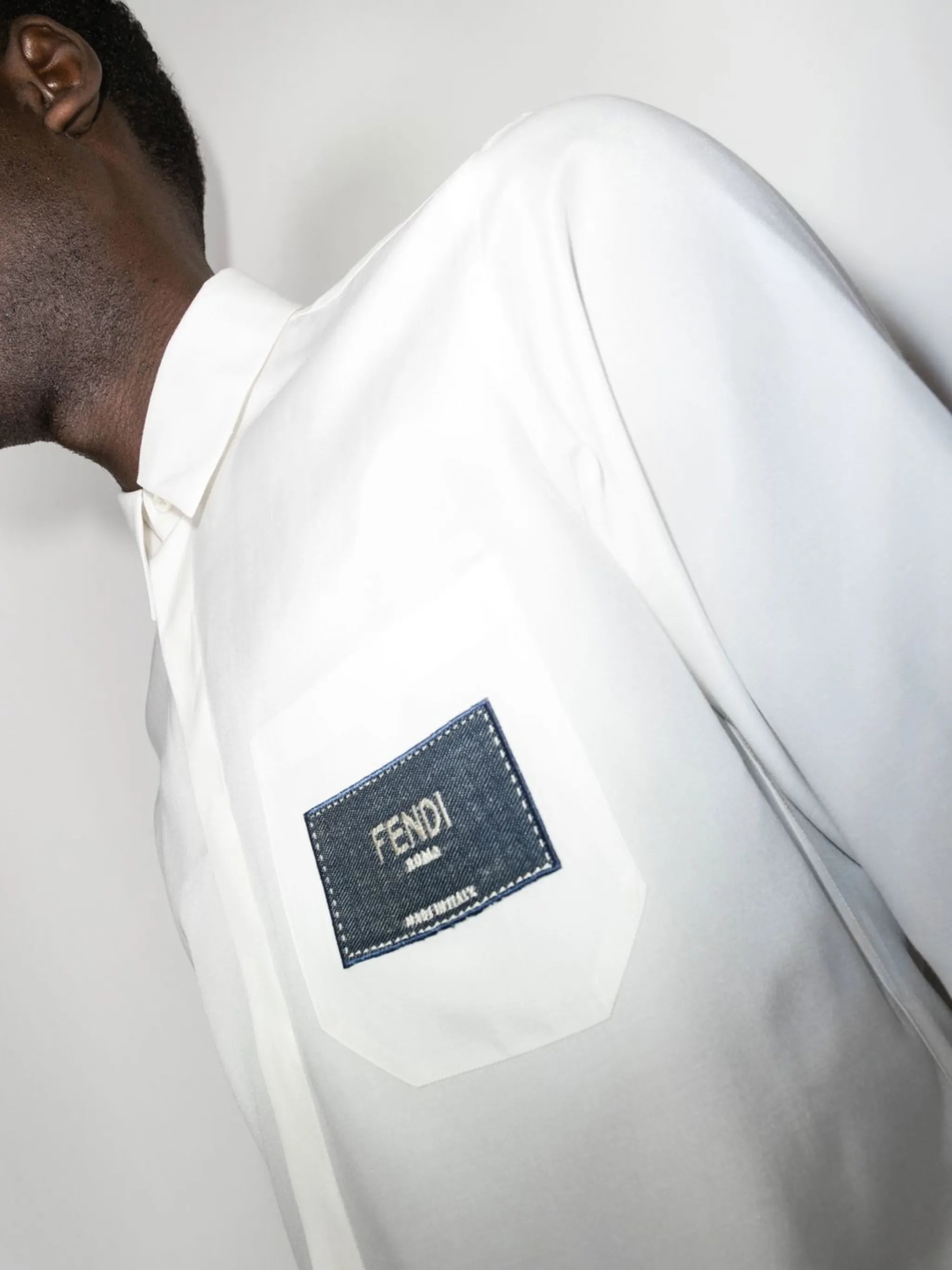 logo-patch long-sleeved shirt