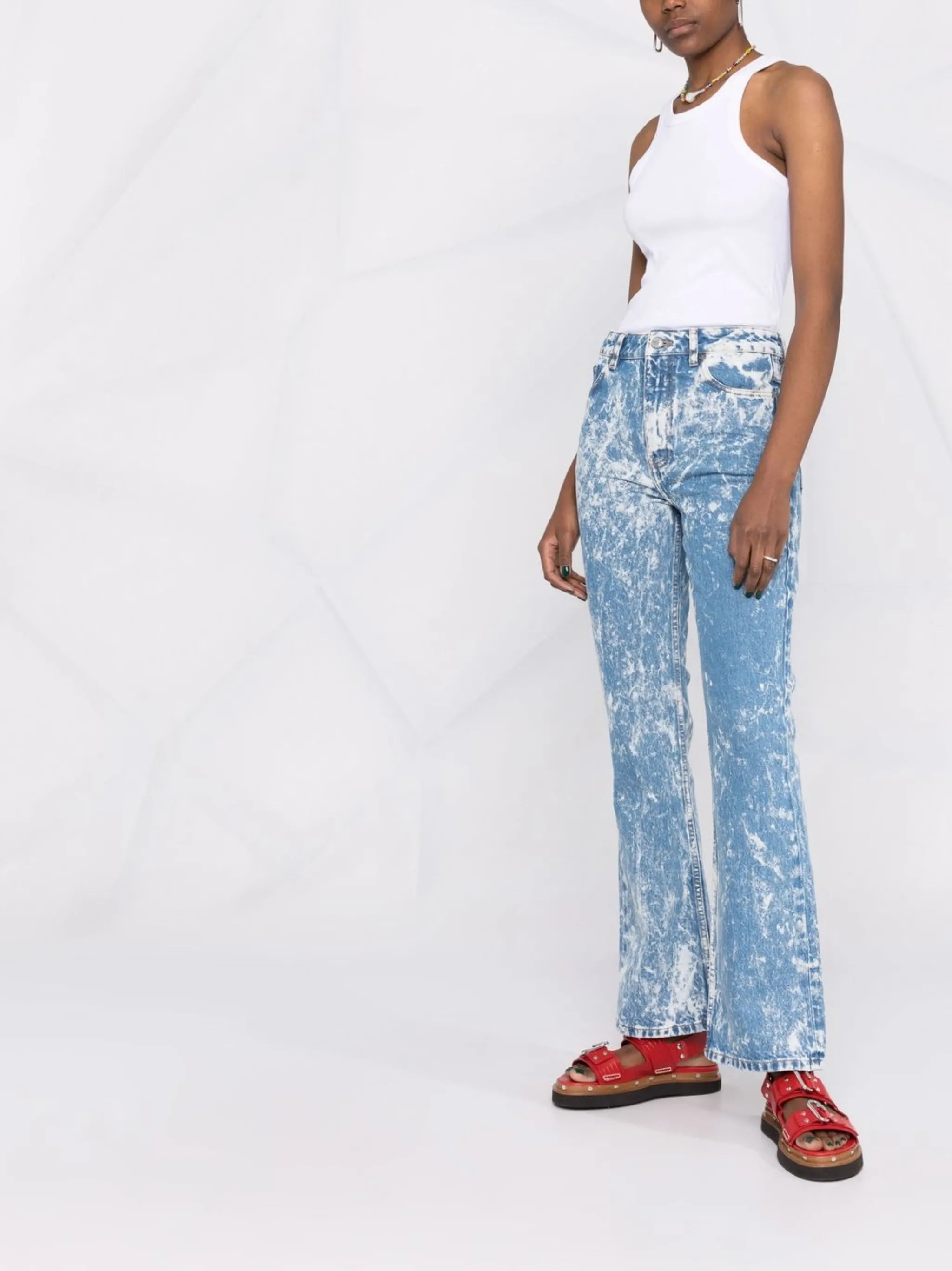 bleach-effect jeans