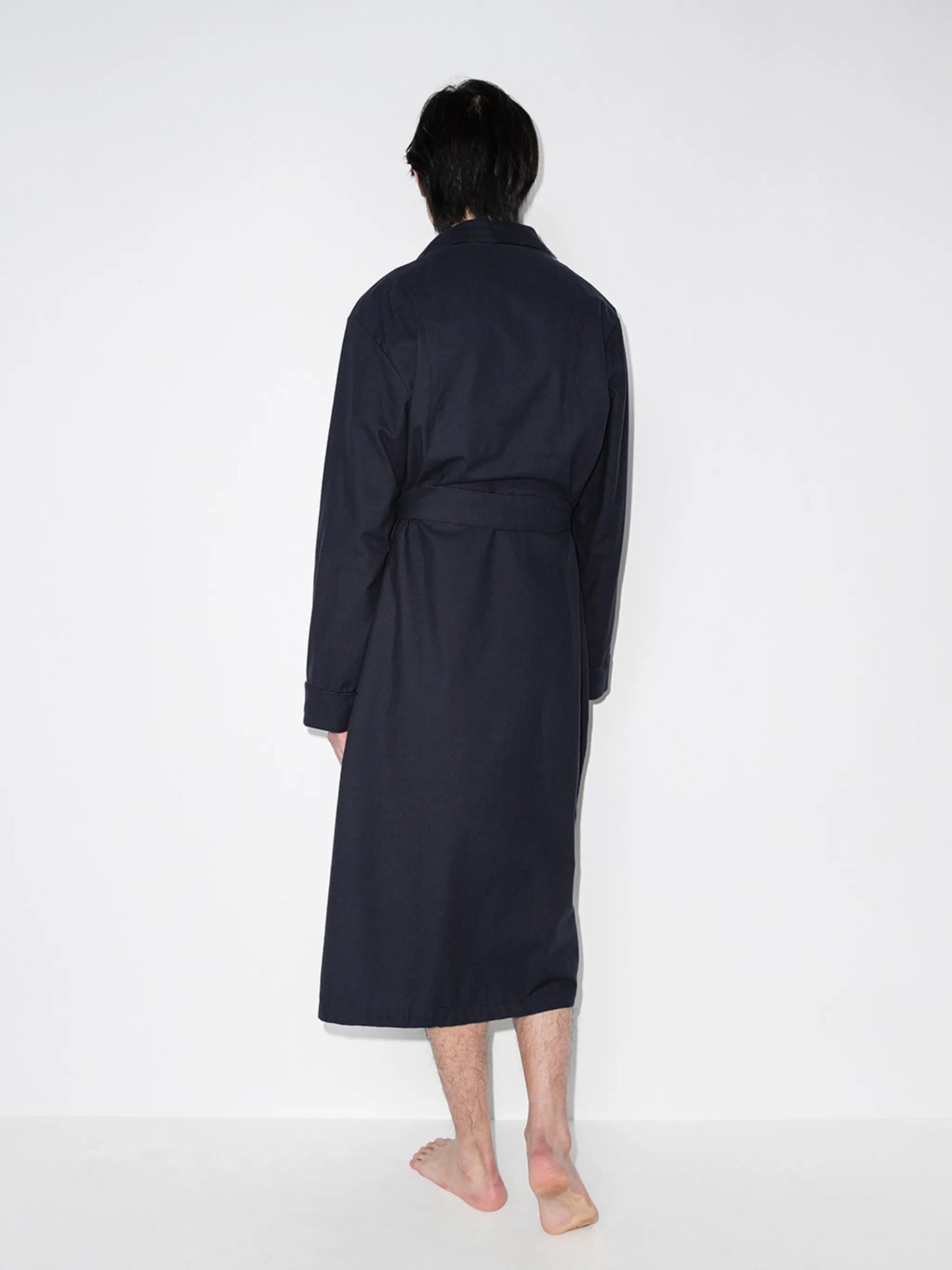 contrast-piping bathrobe