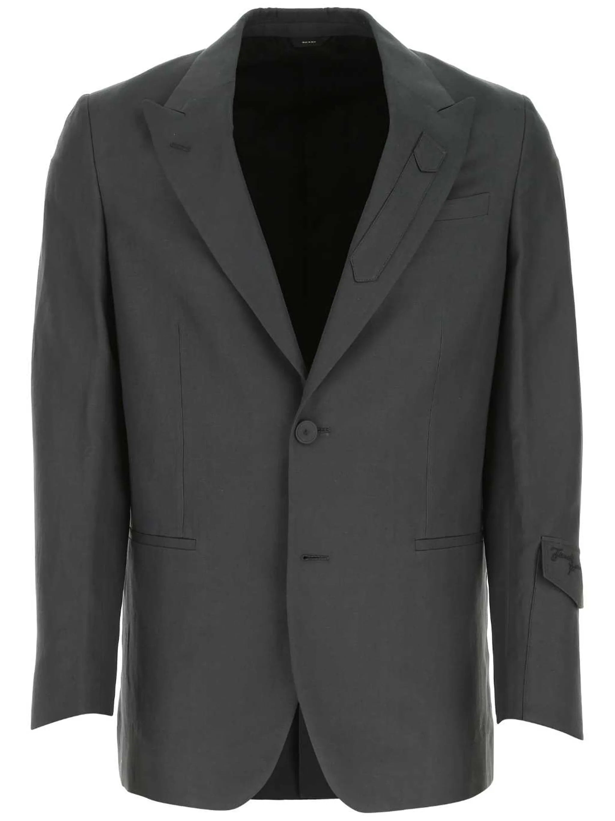 peak-lapel single-breasted blazer