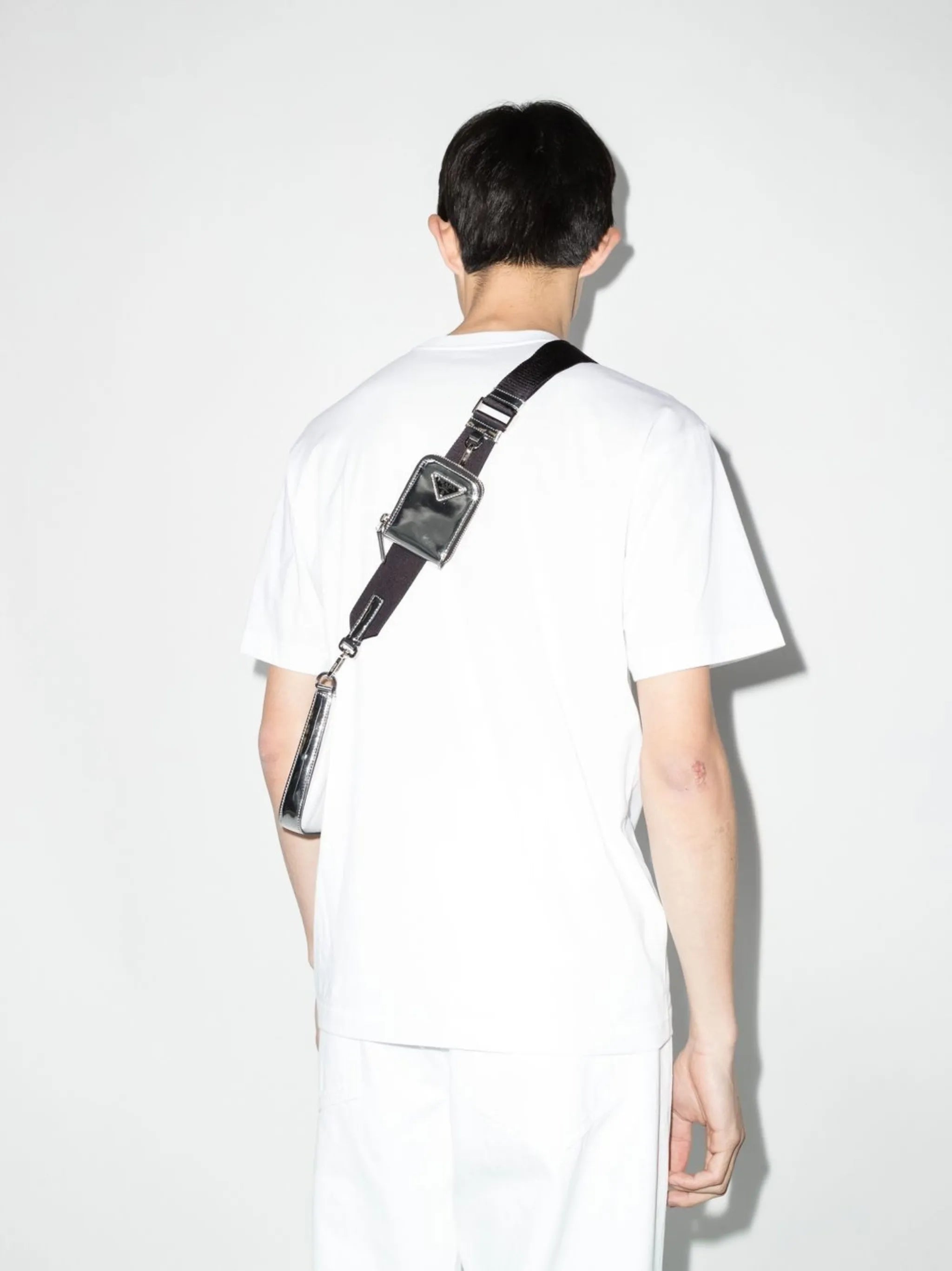 tufted-logo crew-neck T-shirt