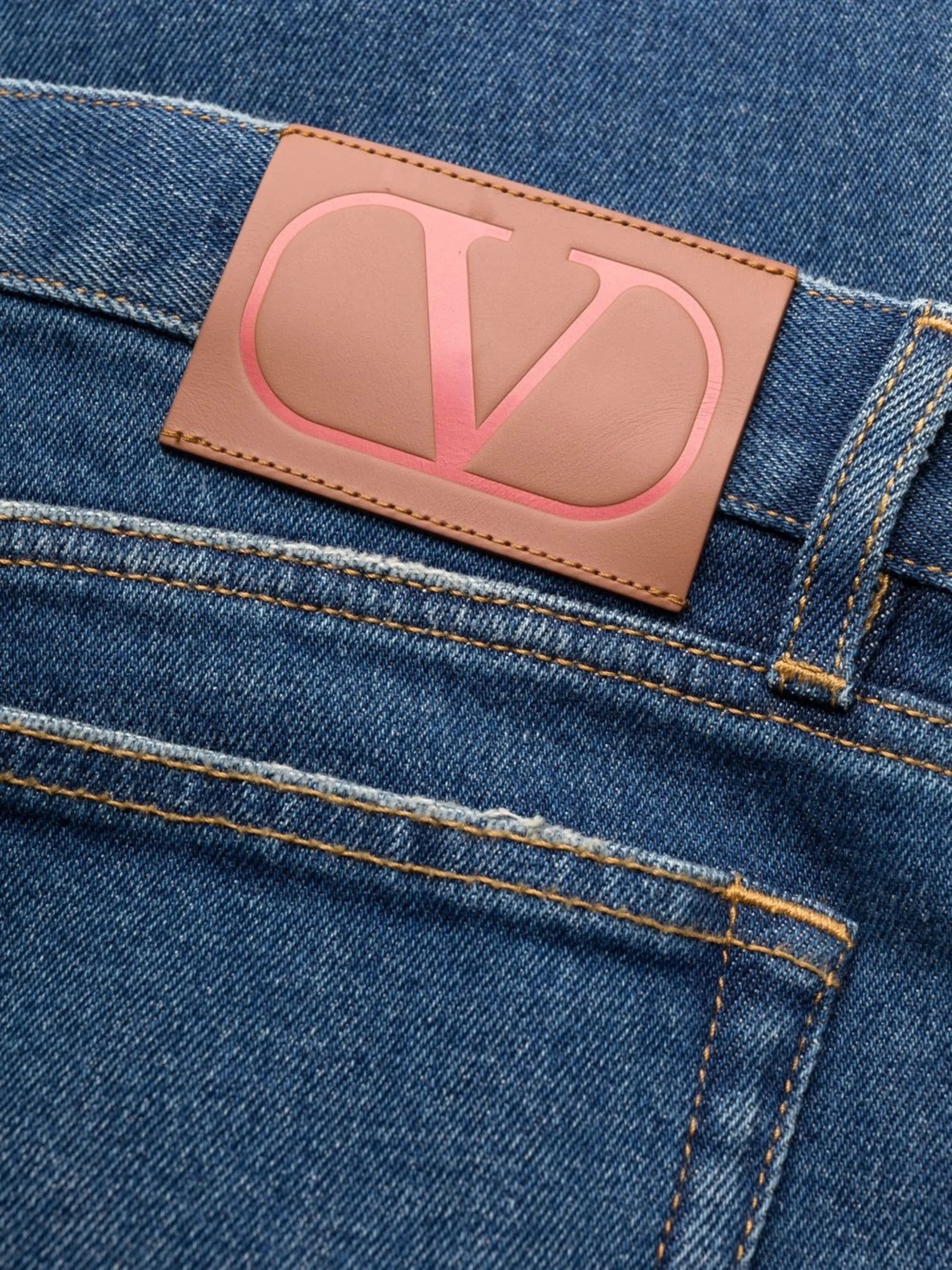 mid-rise straight-leg jeans