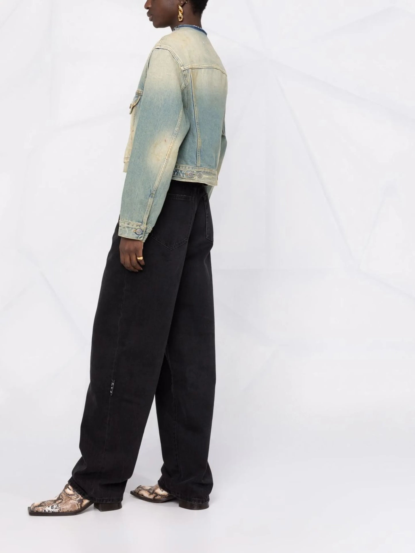 distressed-effect collarless denim jacket