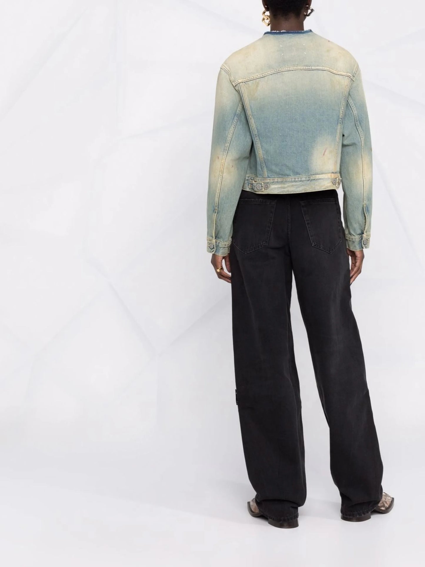 distressed-effect collarless denim jacket