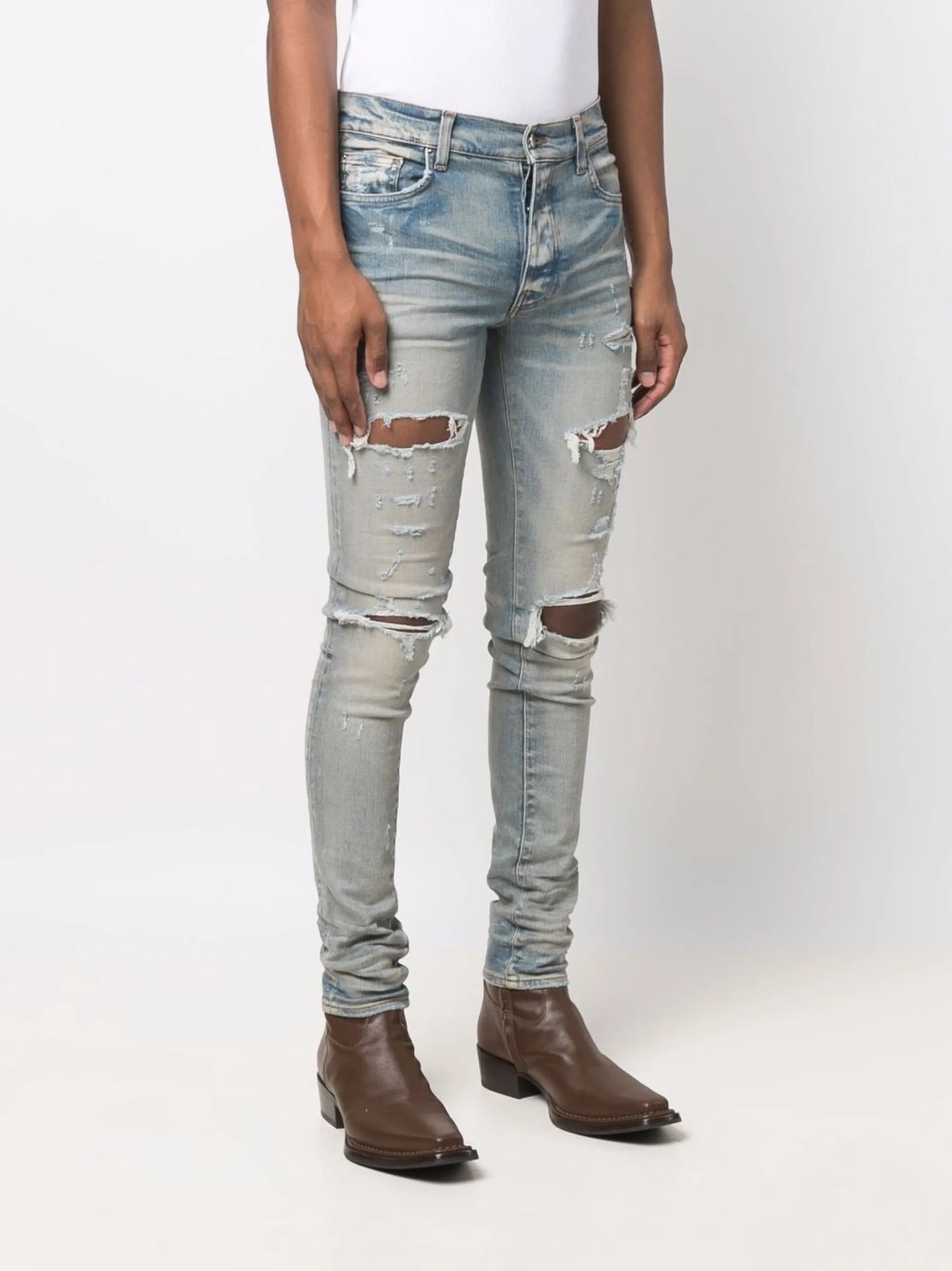 distressed skinny jeans