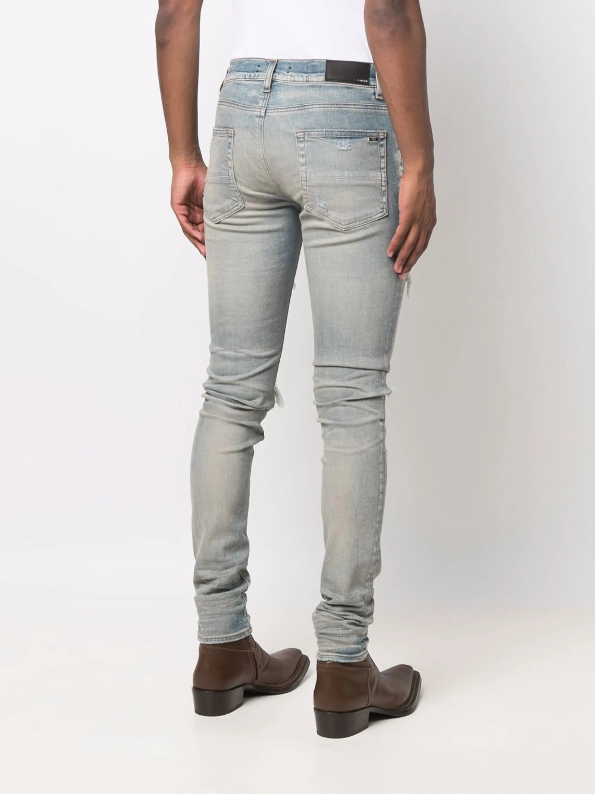 distressed skinny jeans