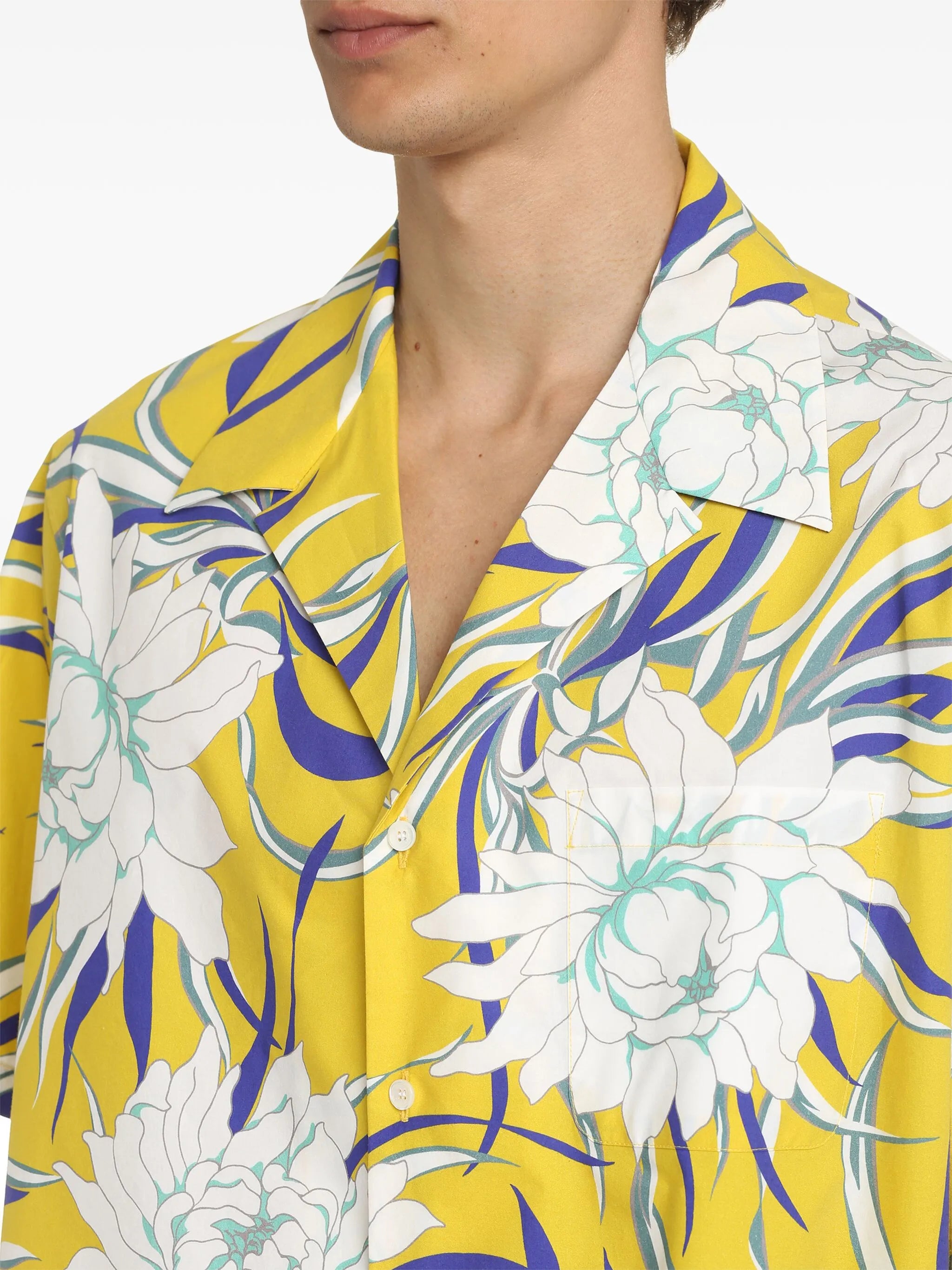graphic-print short-sleeve shirt