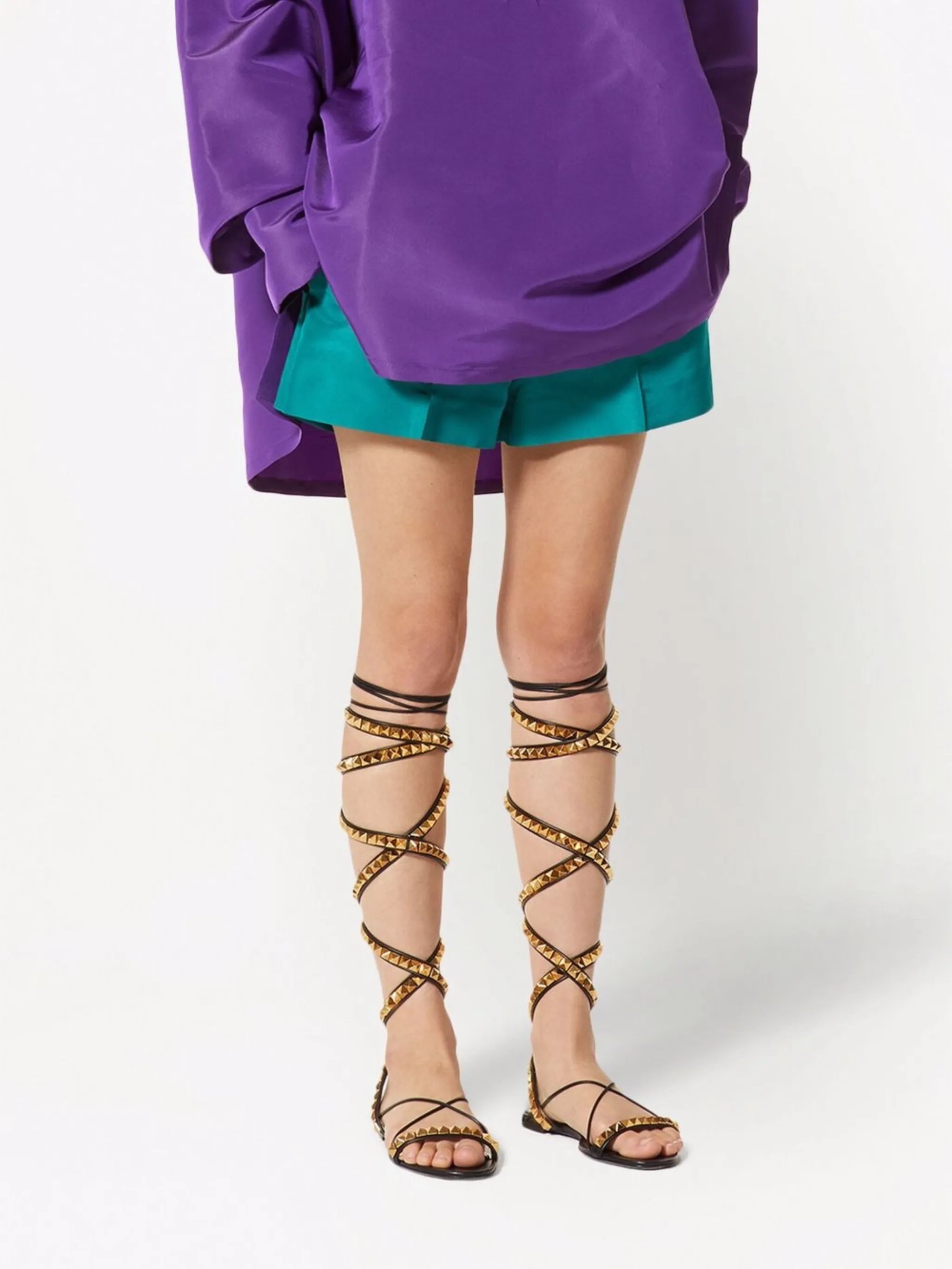 drawstring-waist pressed-crease shorts