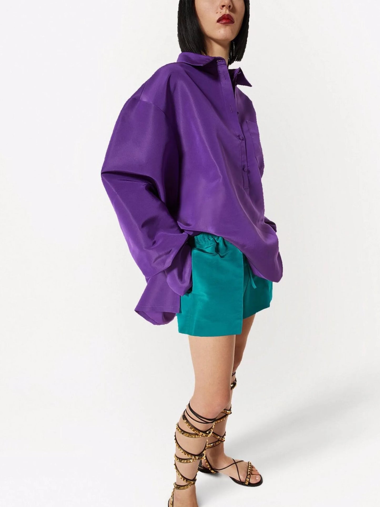 drawstring-waist pressed-crease shorts