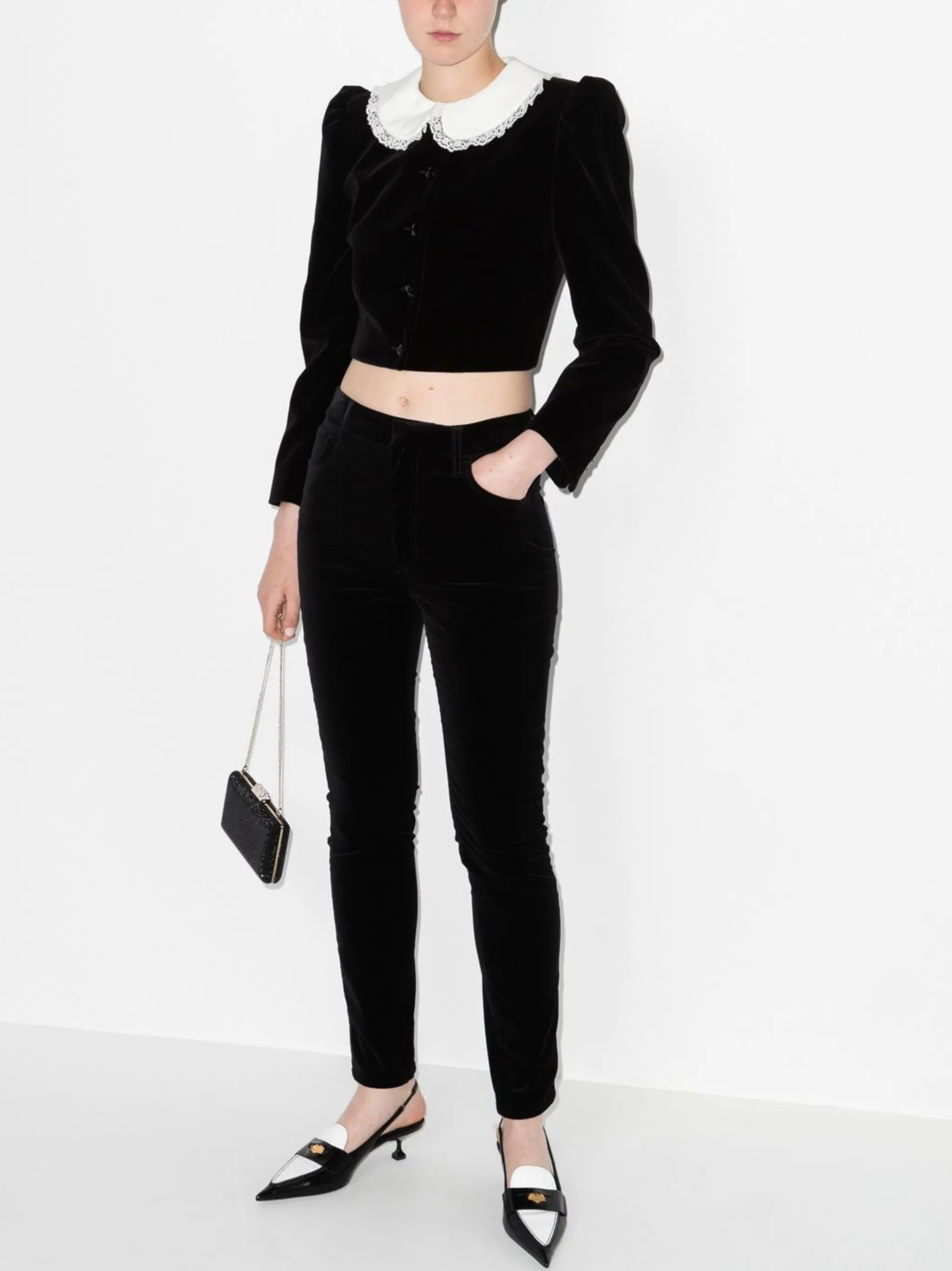 long-sleeved cropped jacket