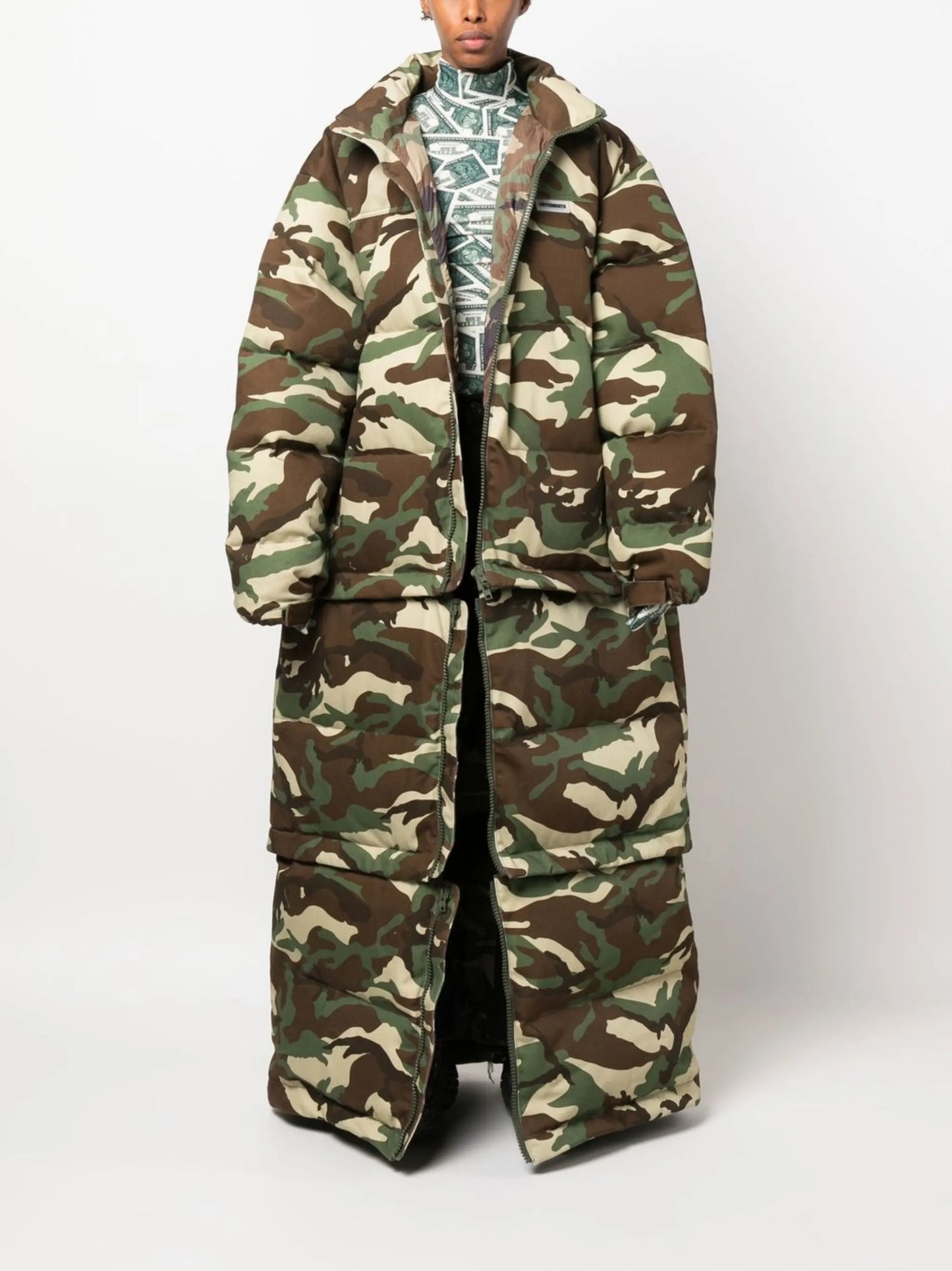 camouflage-print maxi padded coat