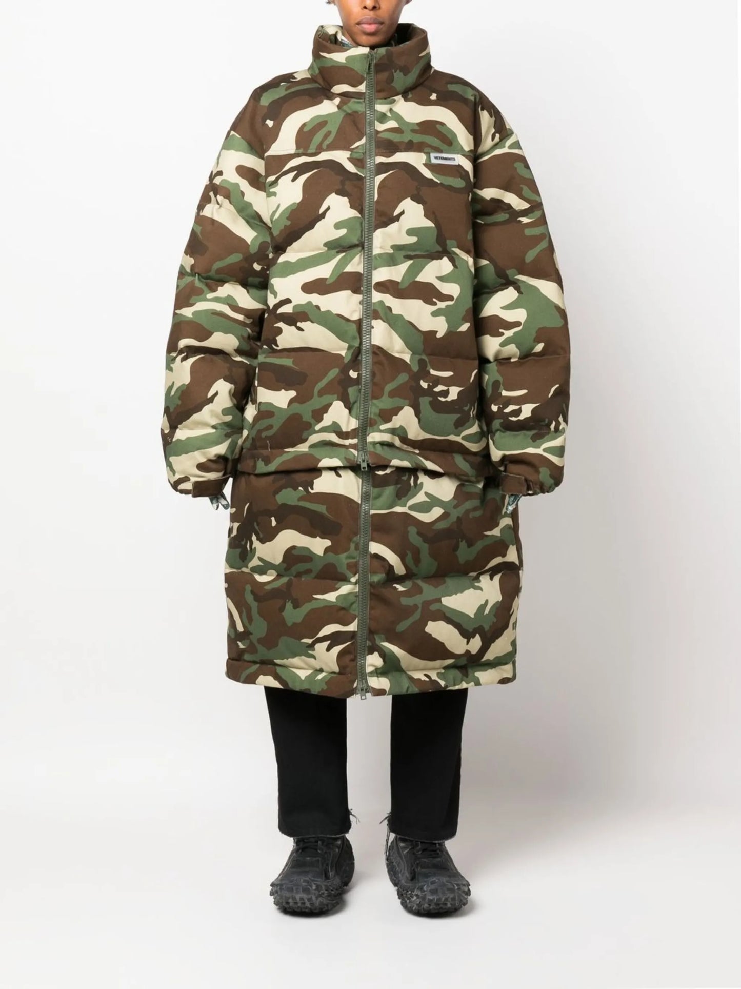 camouflage-print maxi padded coat
