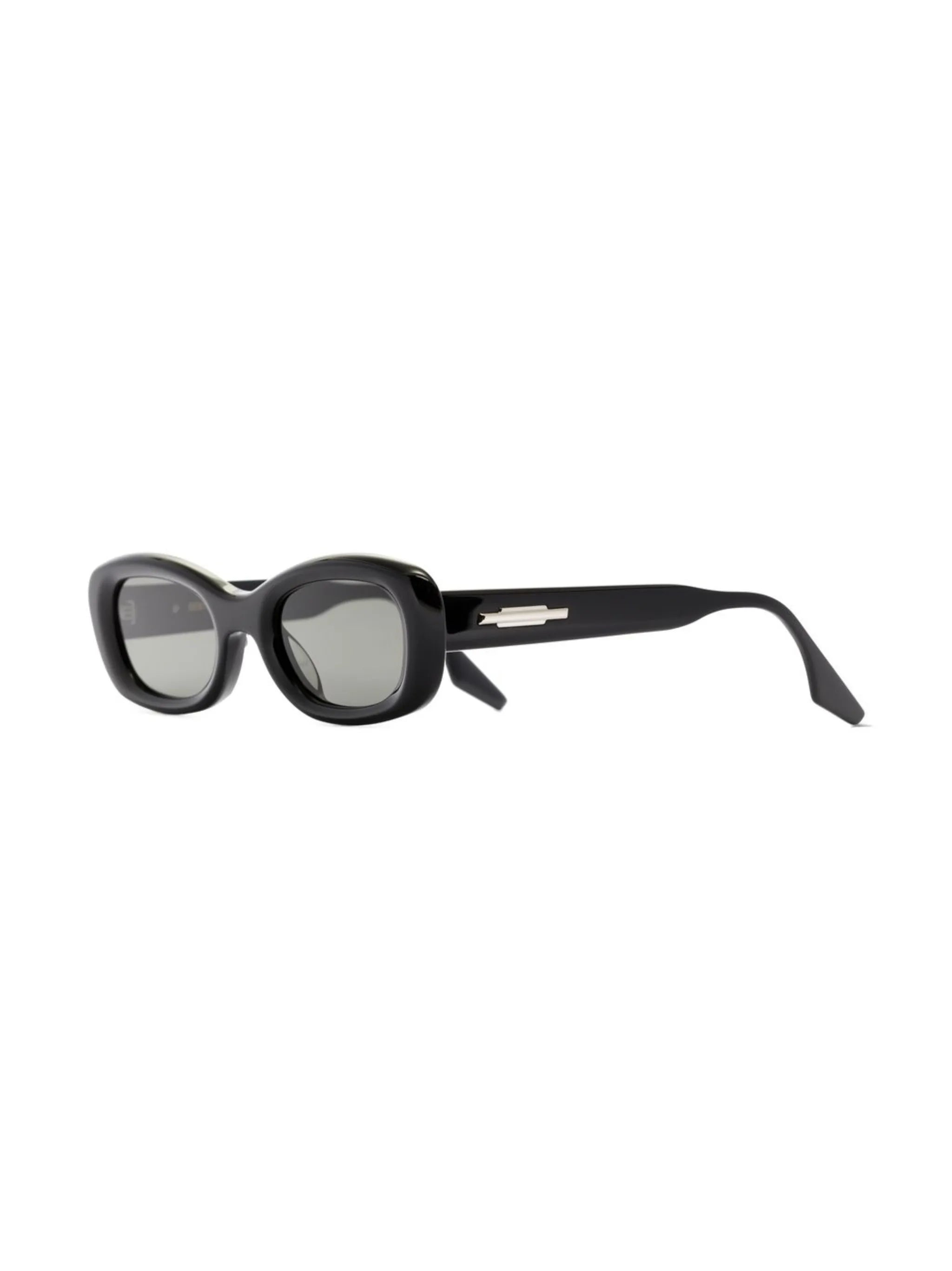 oval-frame sunglasses