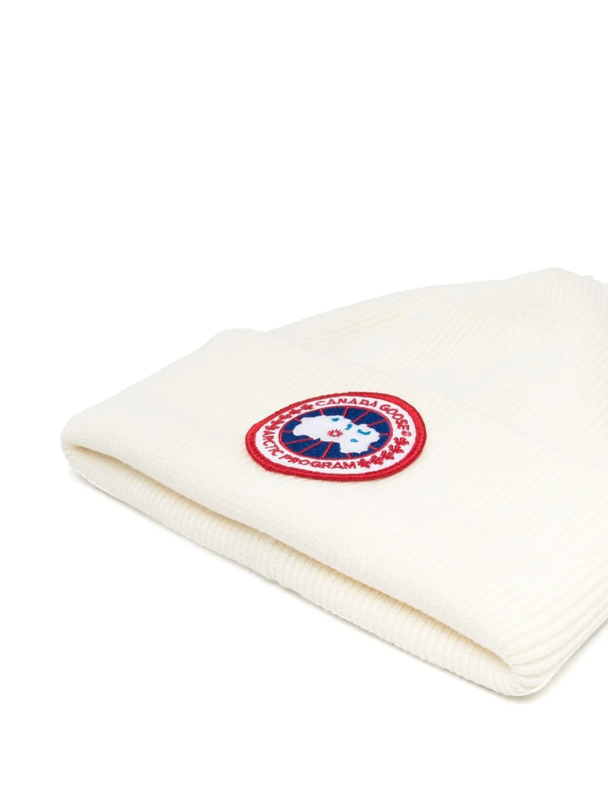 logo-patch wool beanie hat
