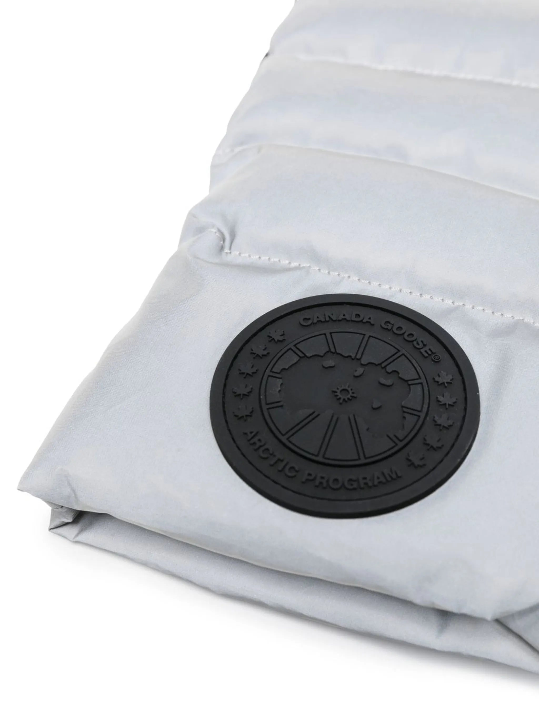 padded-panel detail logo gloves