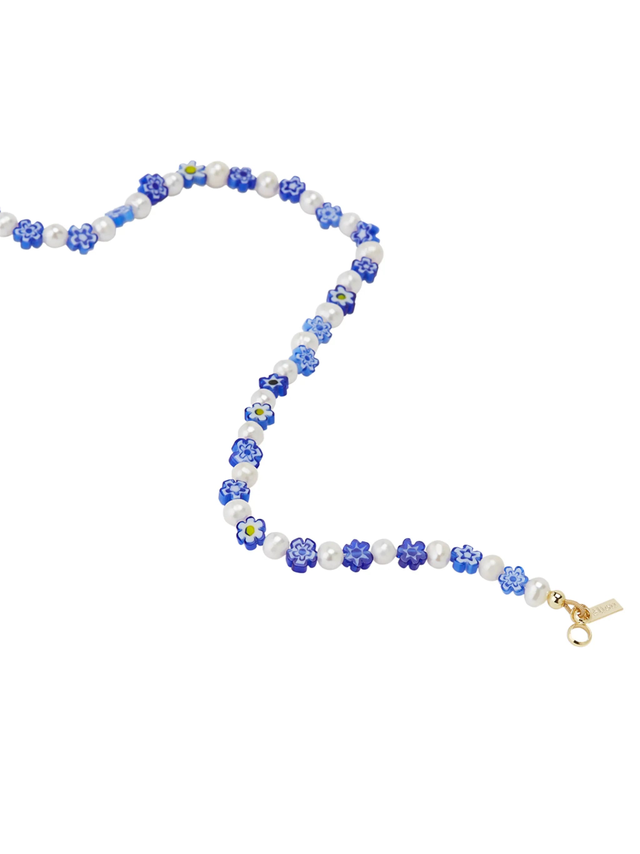 Corinna flower bead necklace
