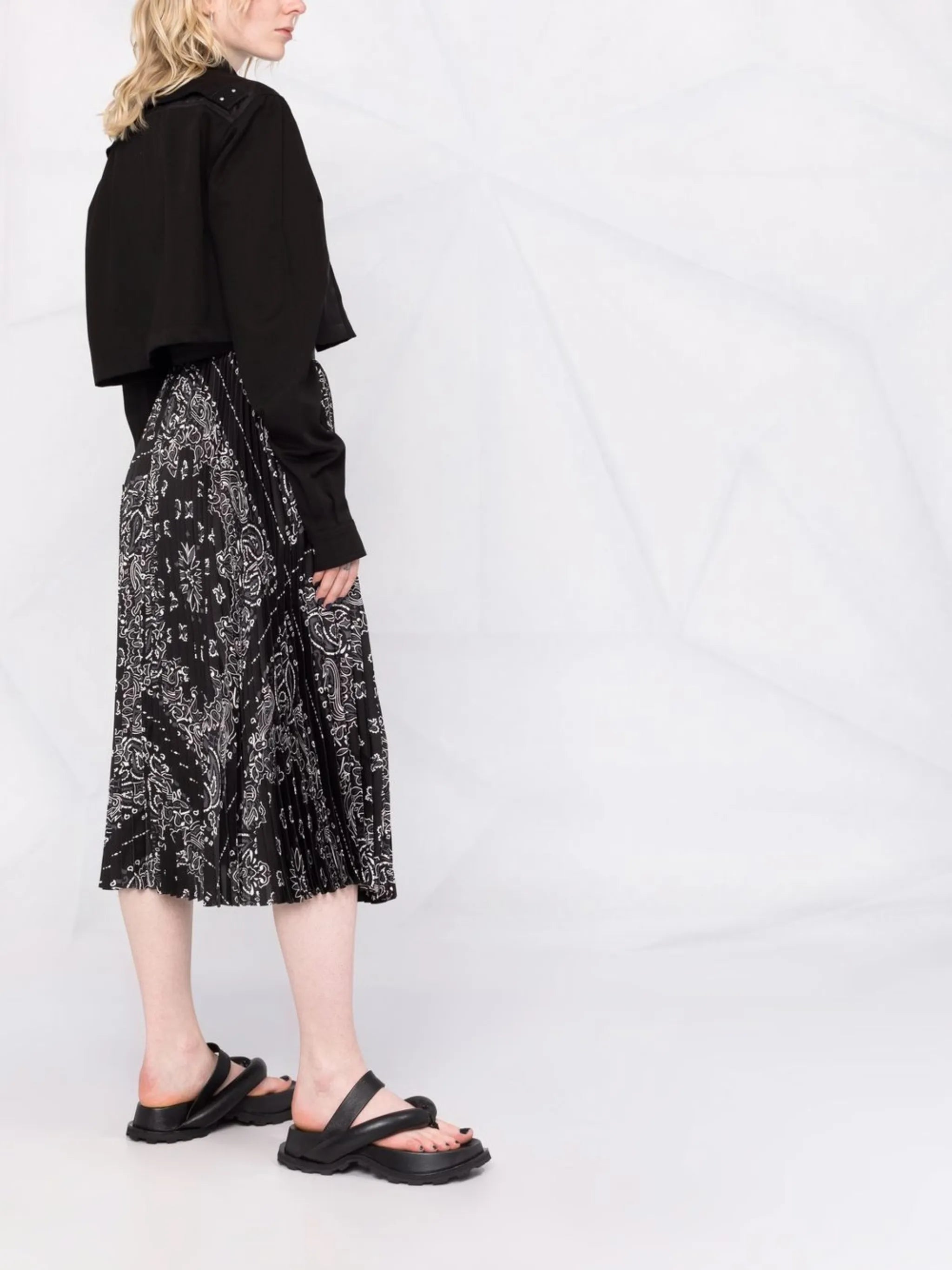 bandana-print pleated midi skirt