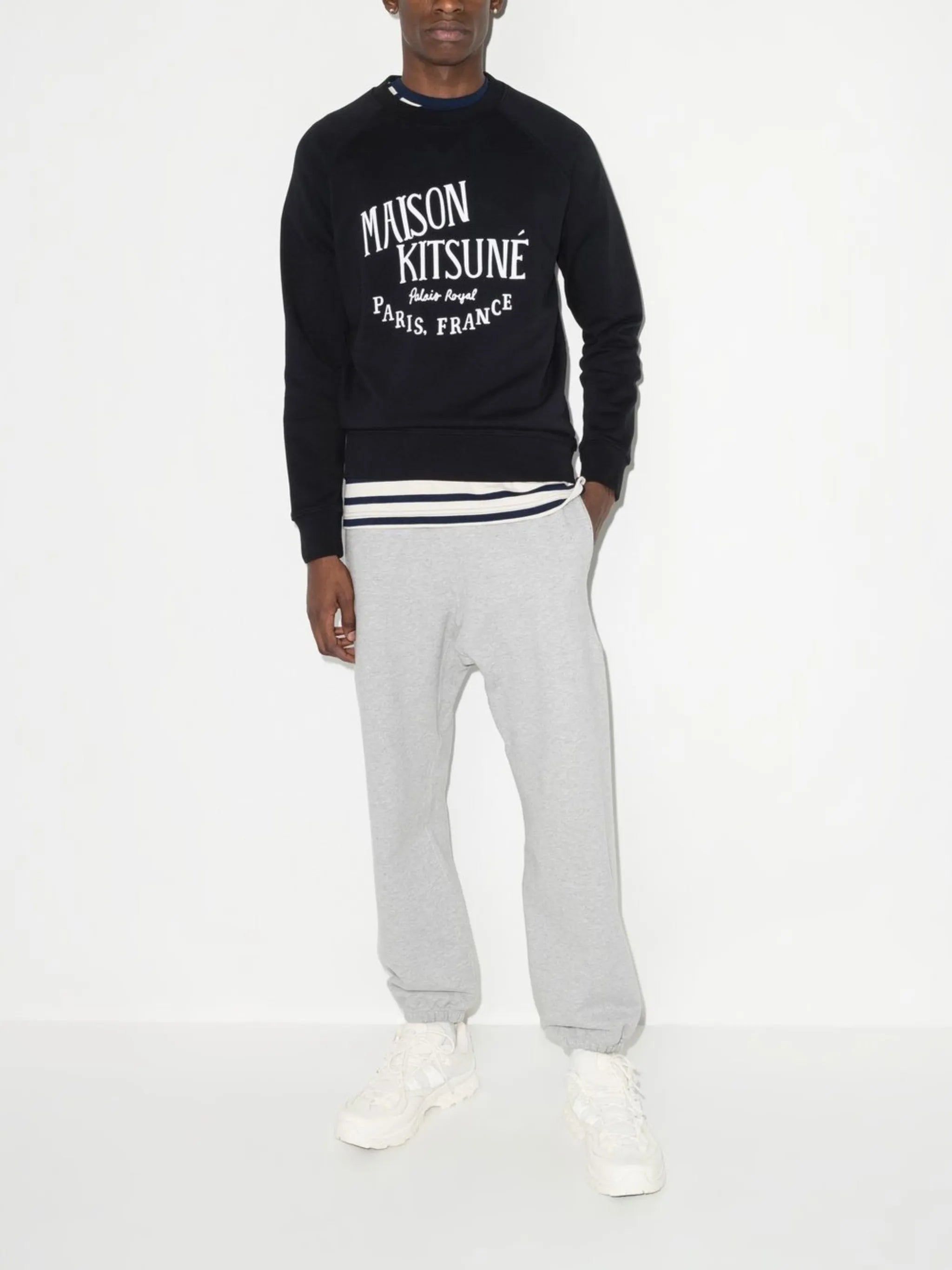 logo-print long-sleeve sweatshirt