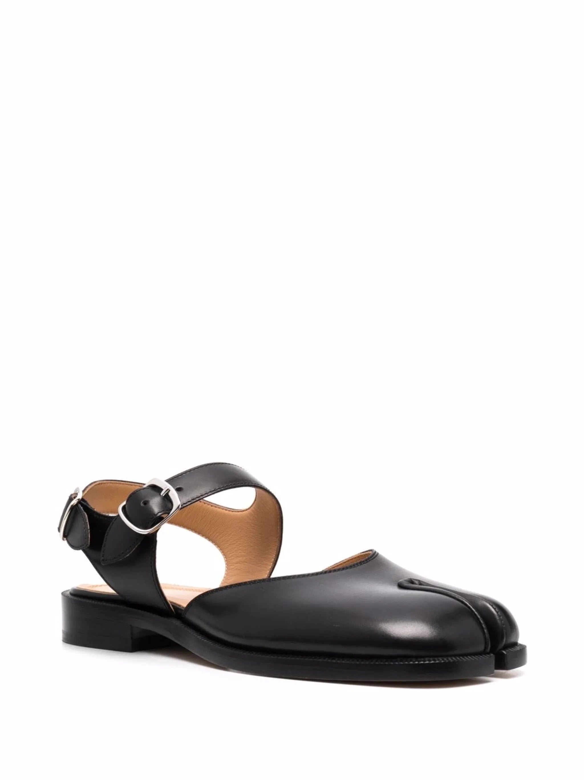 Tabi leather sandals