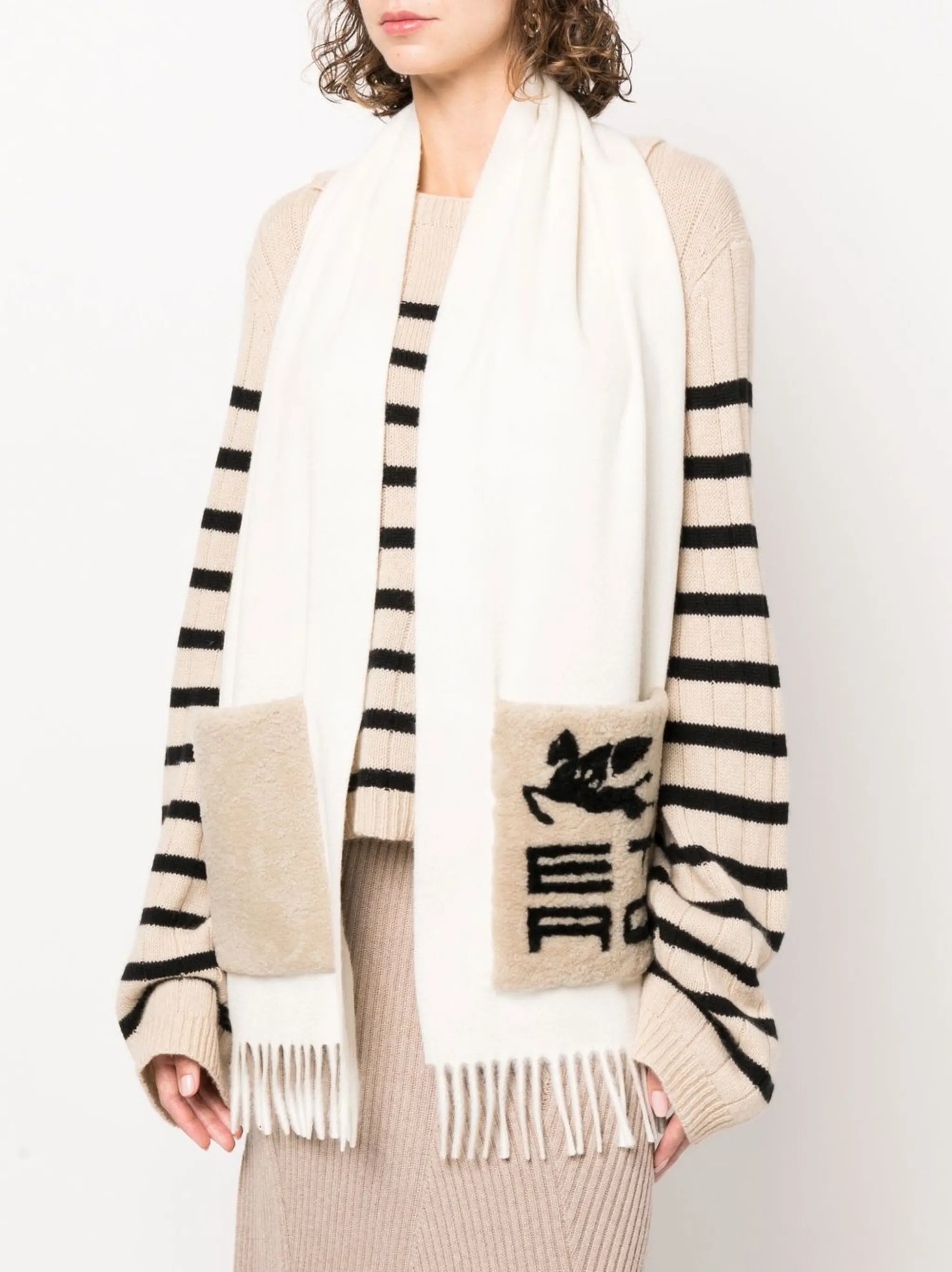 logo-patch cashmere scarf