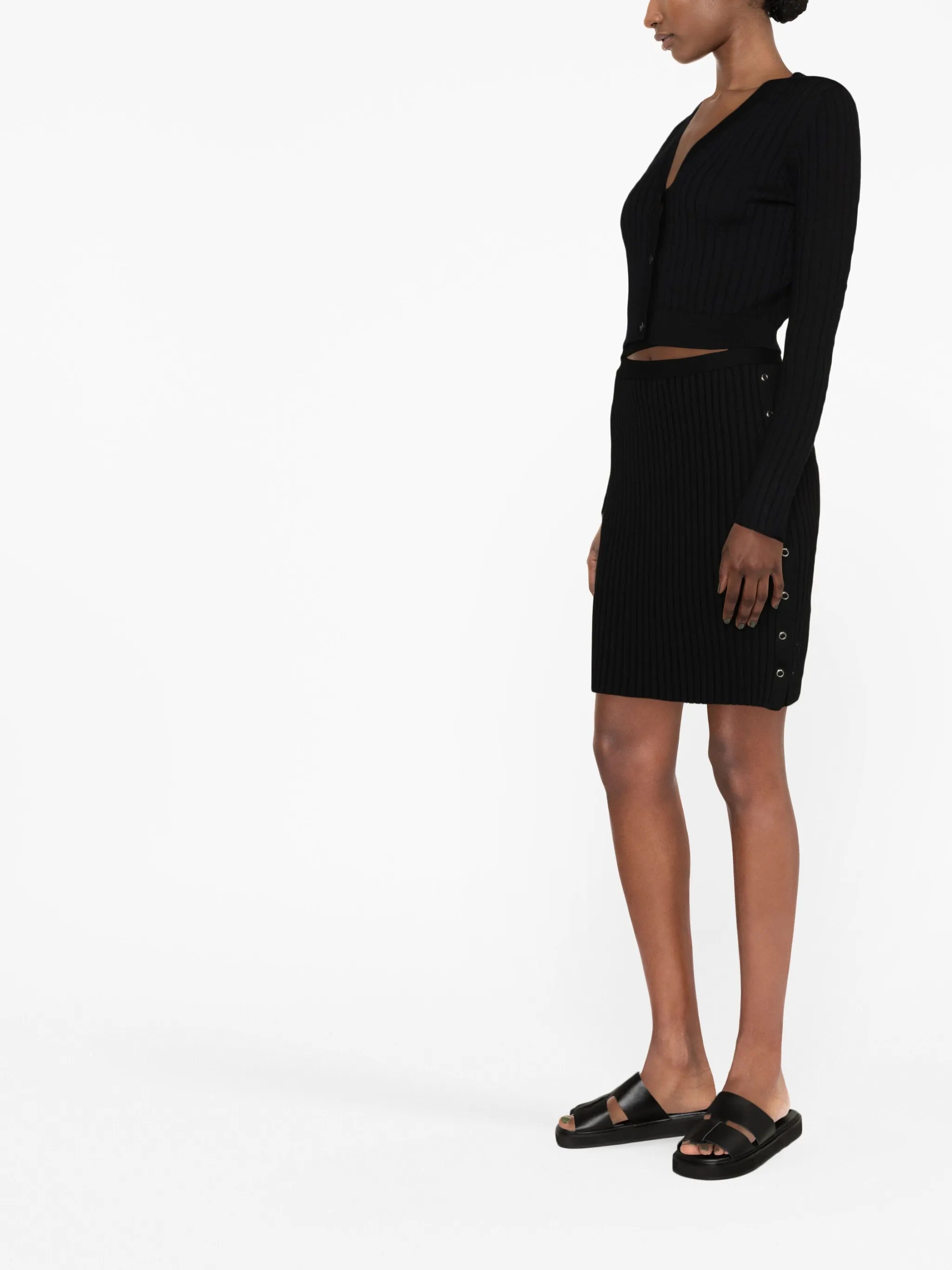 ribbed knit V-neck cardigan