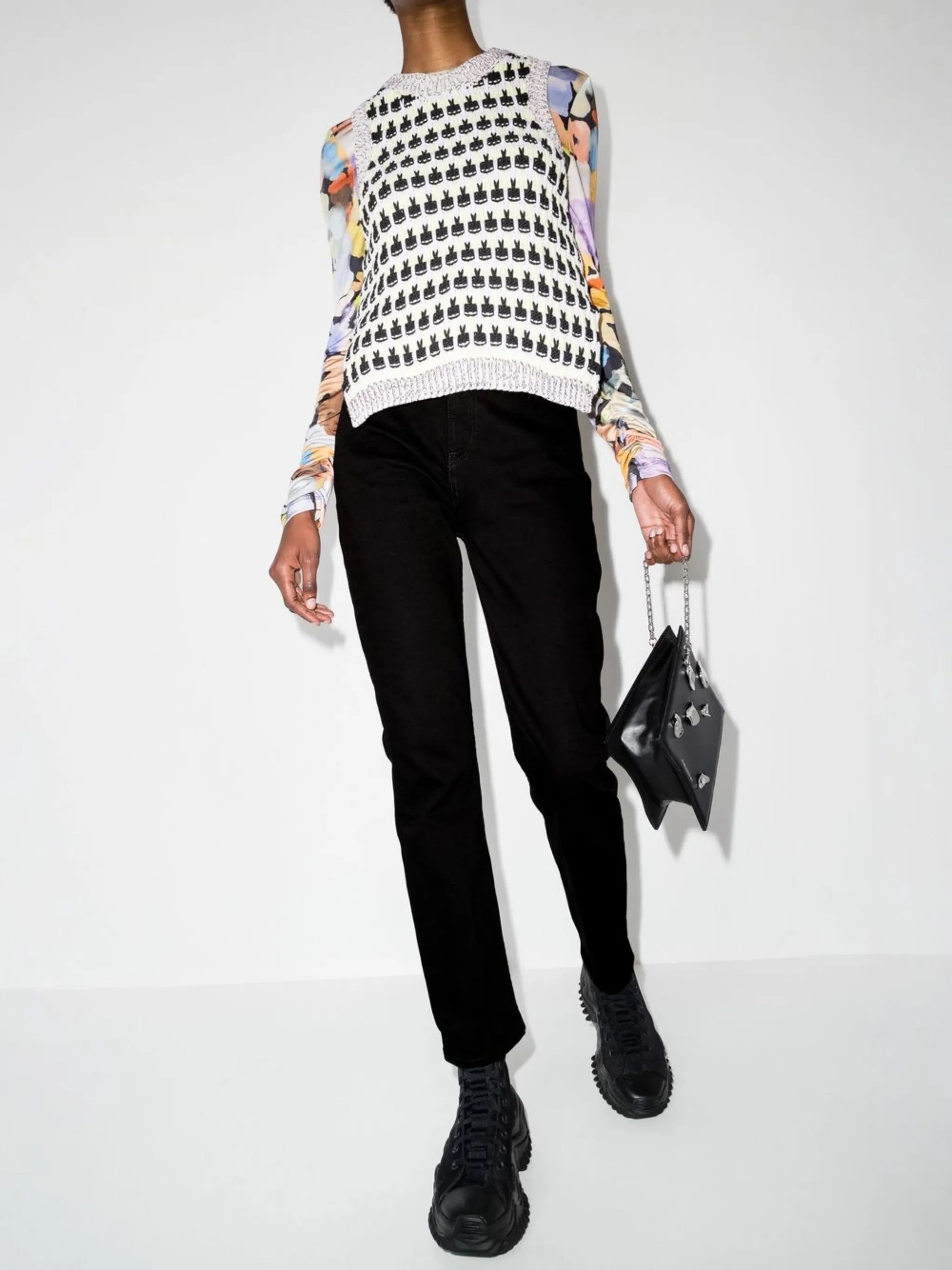 slim-leg cropped jeans