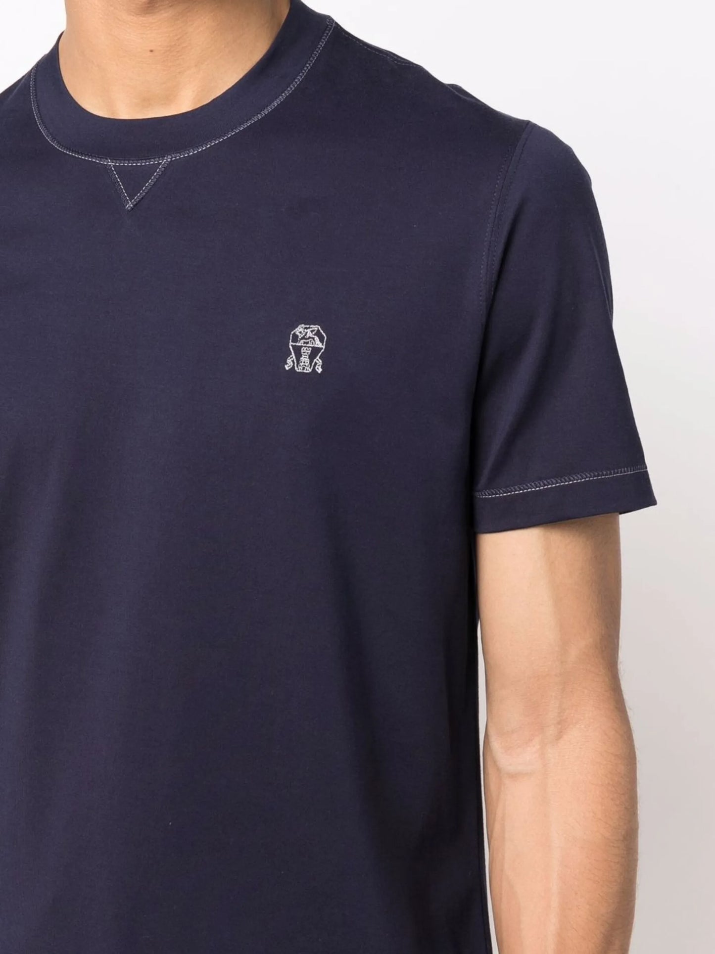 embroidered-logo T-shirt
