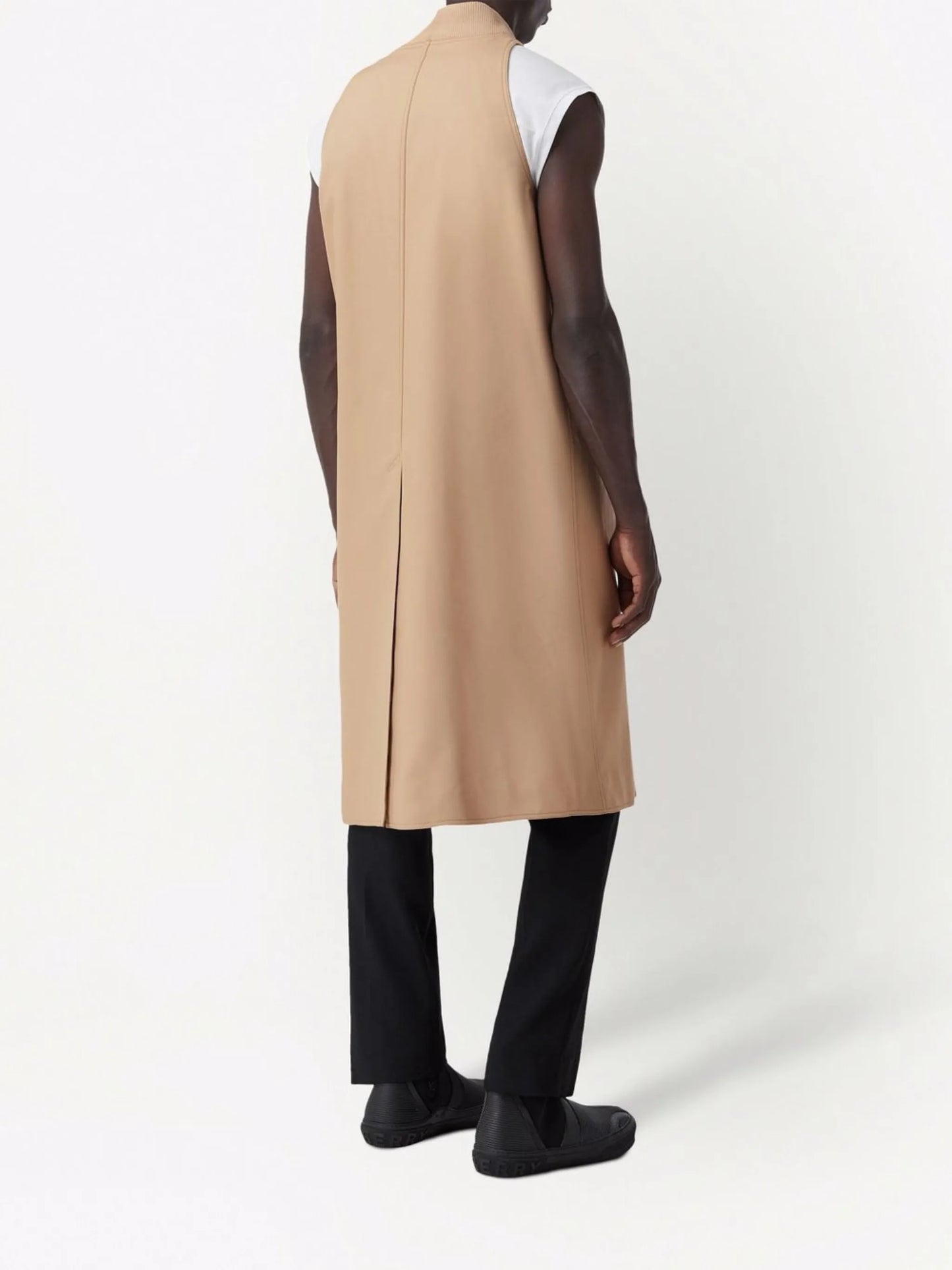 sleeveless gabardine coat
