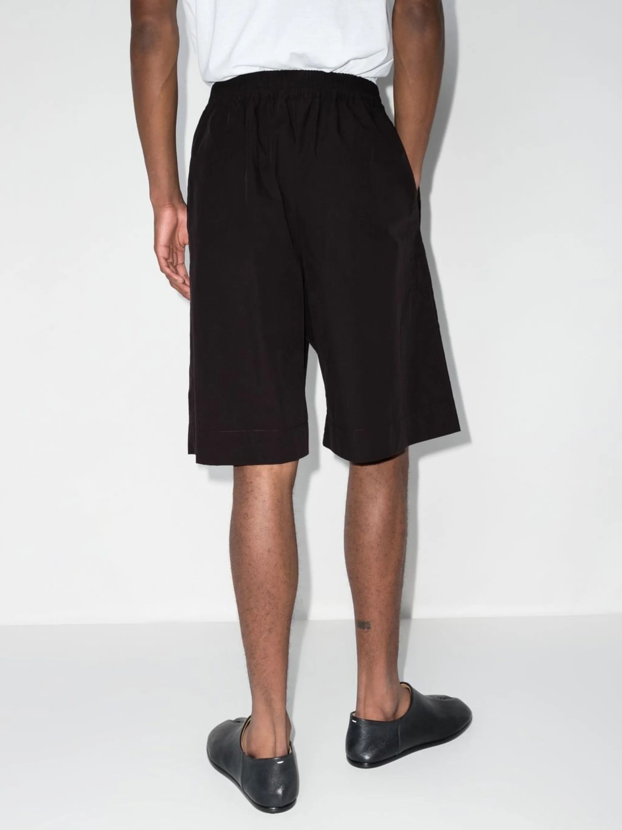 Helix knee-length shorts