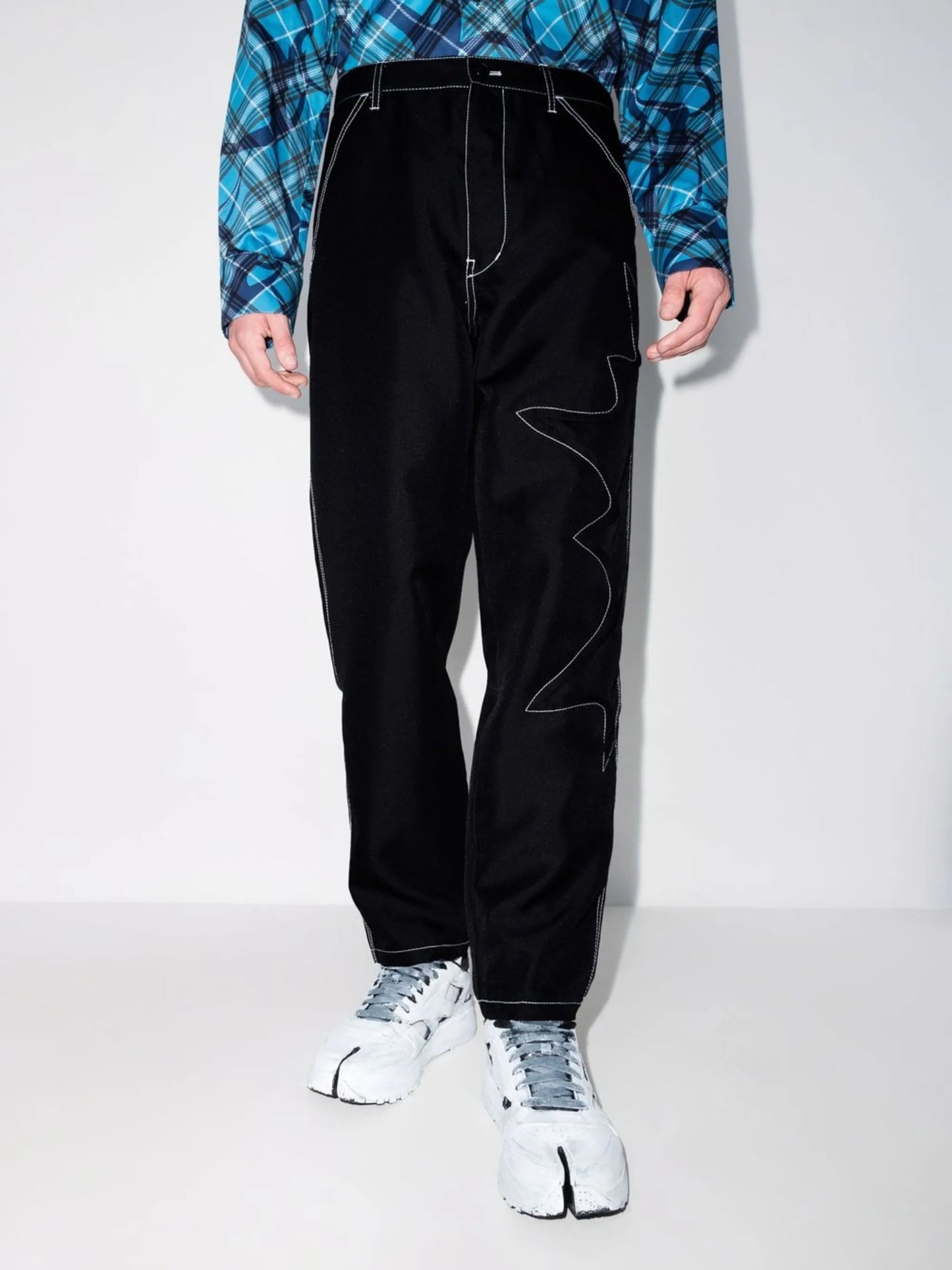 contrast-stitching straight leg trousers