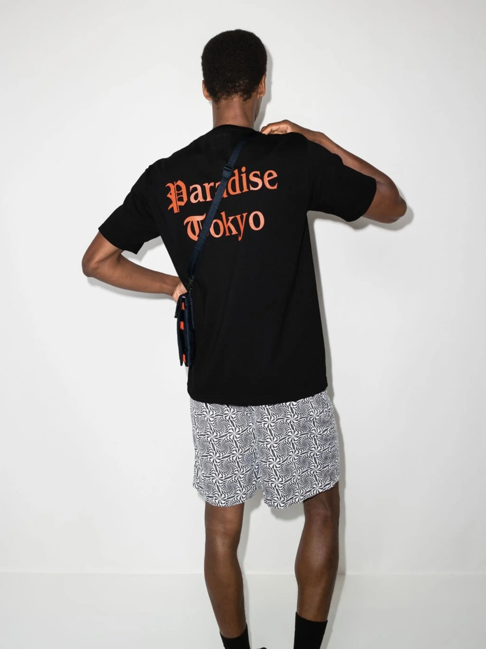 slogan-print round-neck T-shirt