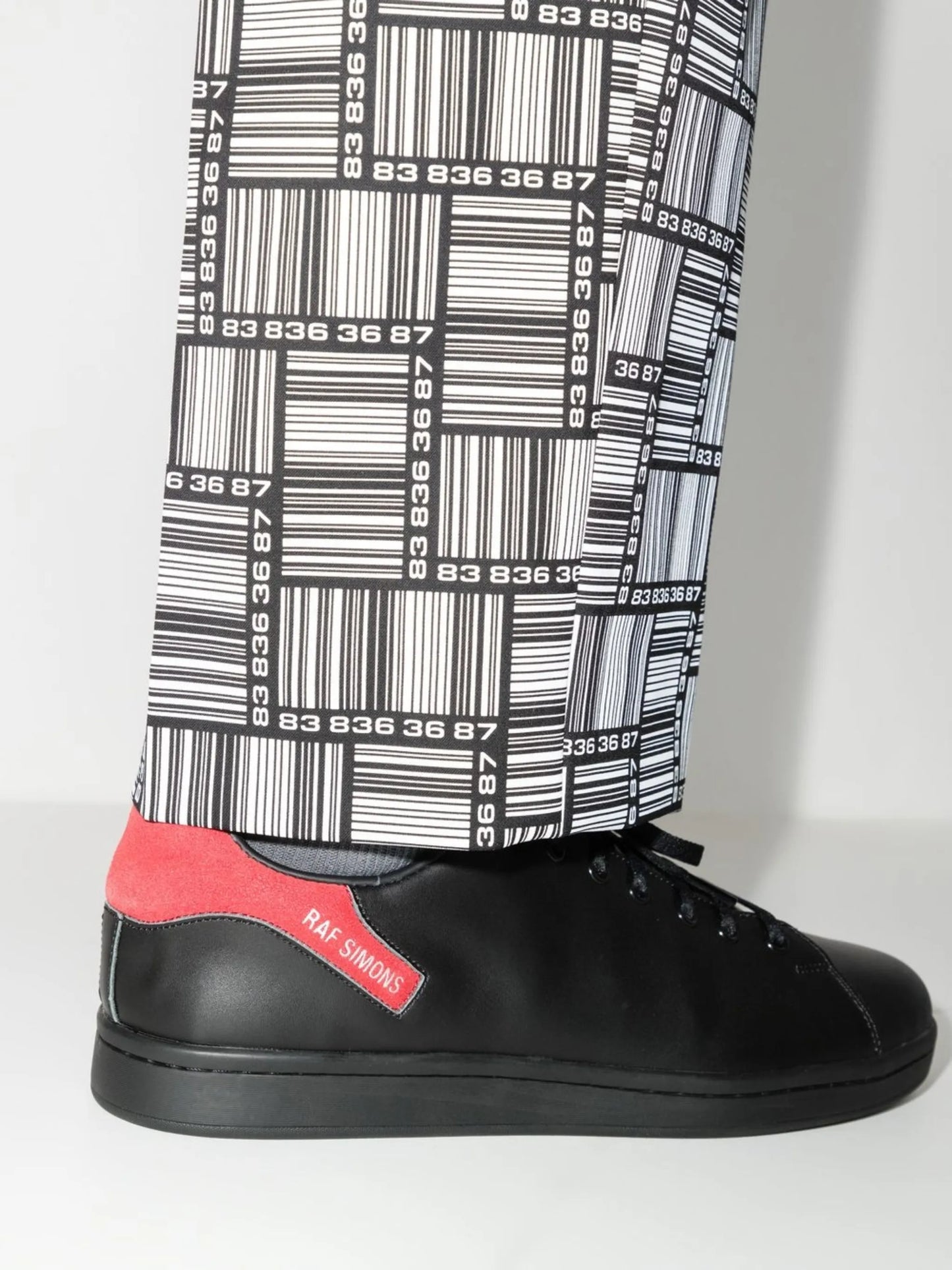 Orion low top sneakers