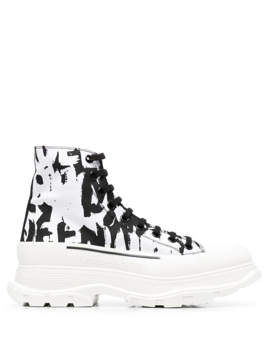 Graffiti Tread canvas boots