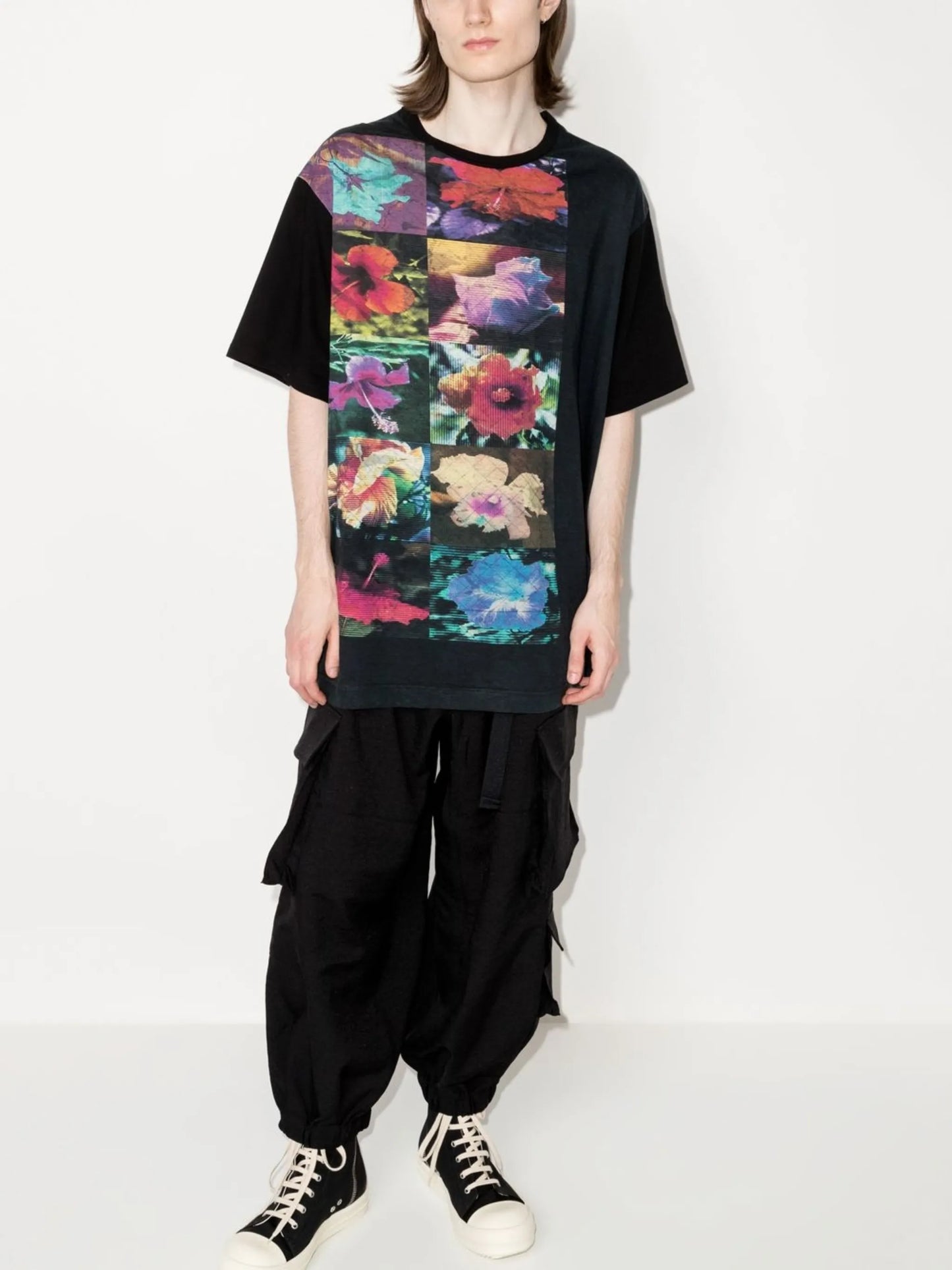 floral-print short-sleeved T-shirt
