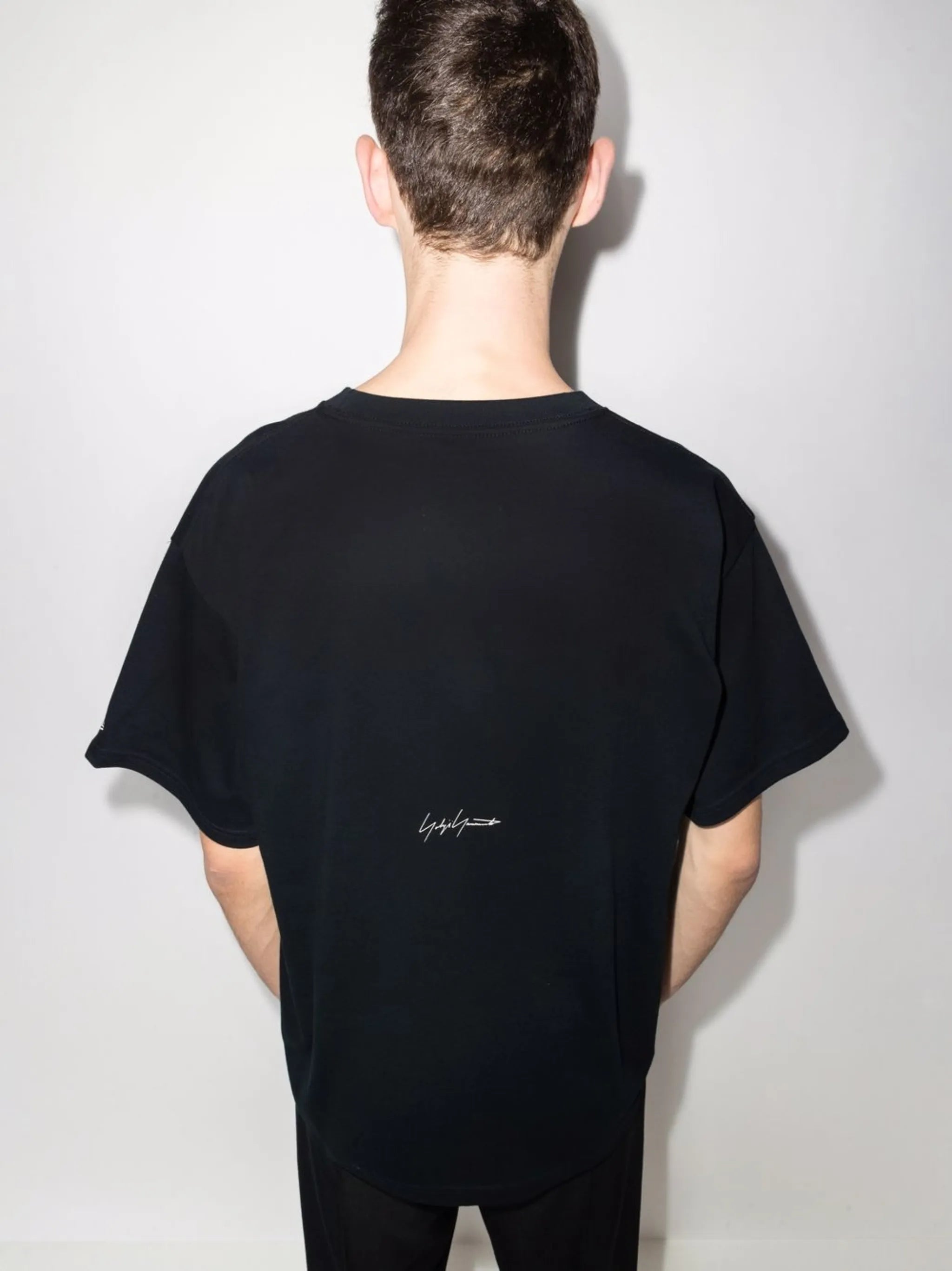x New Era eagle-print T-shirt