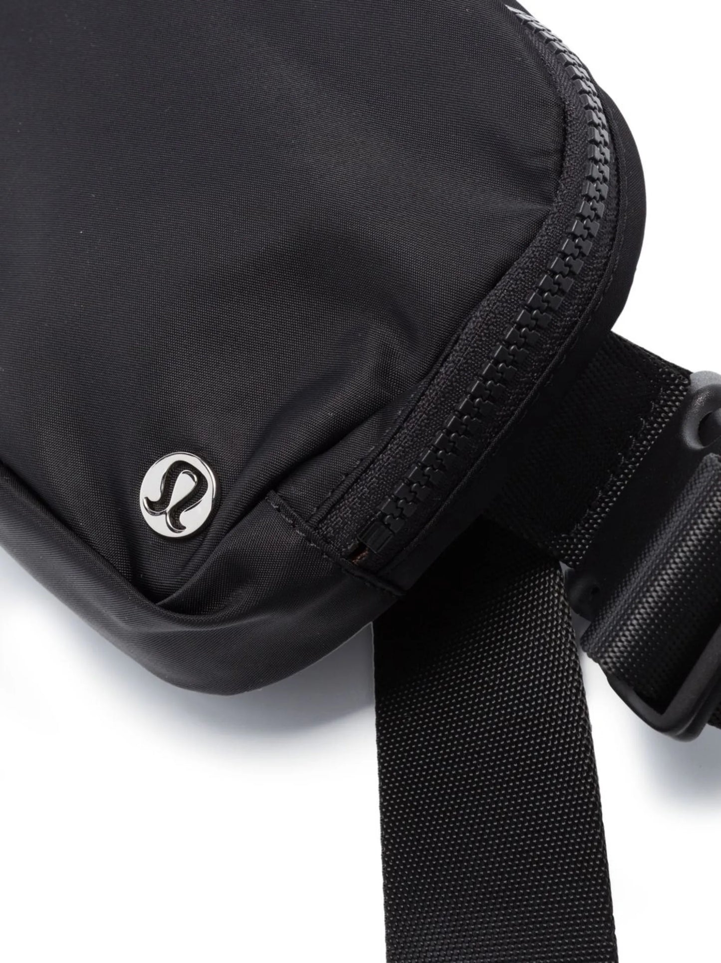 Everywhere belt bag