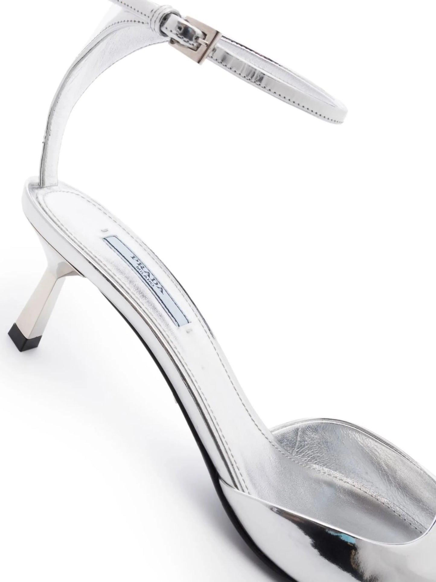 metallic logo plaque 65mm pumps