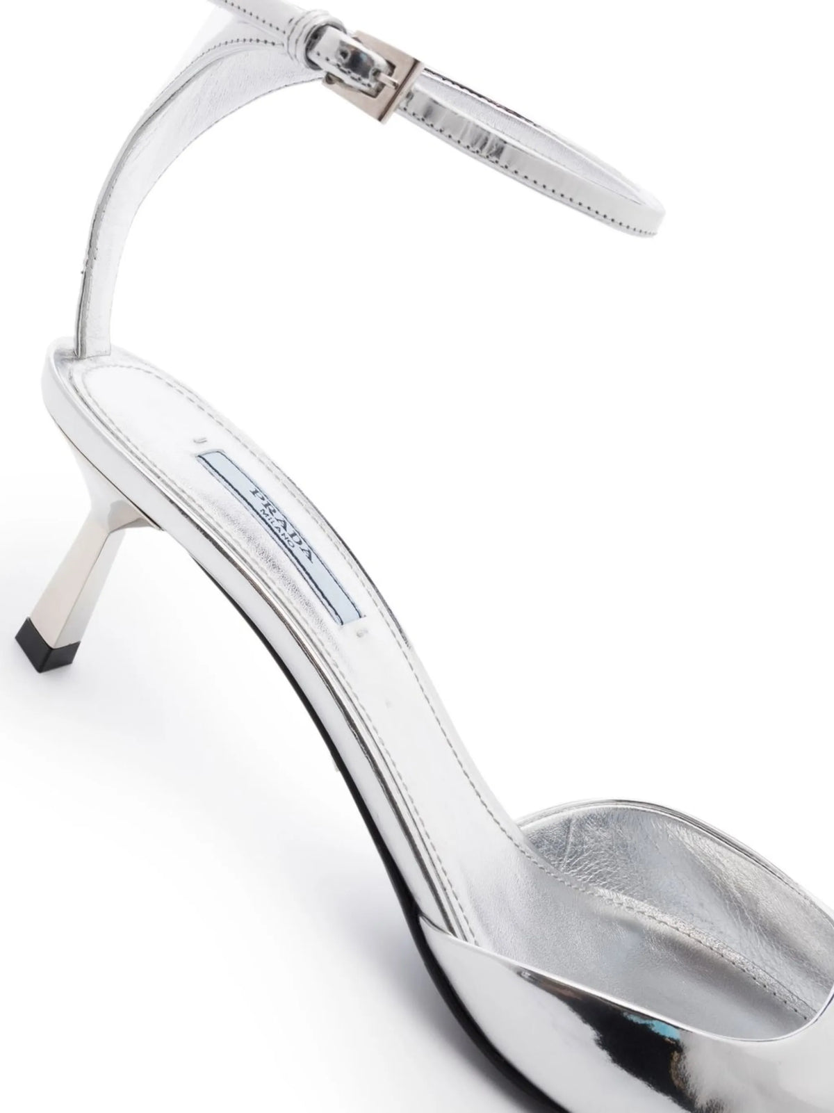 metallic logo plaque 65mm pumps