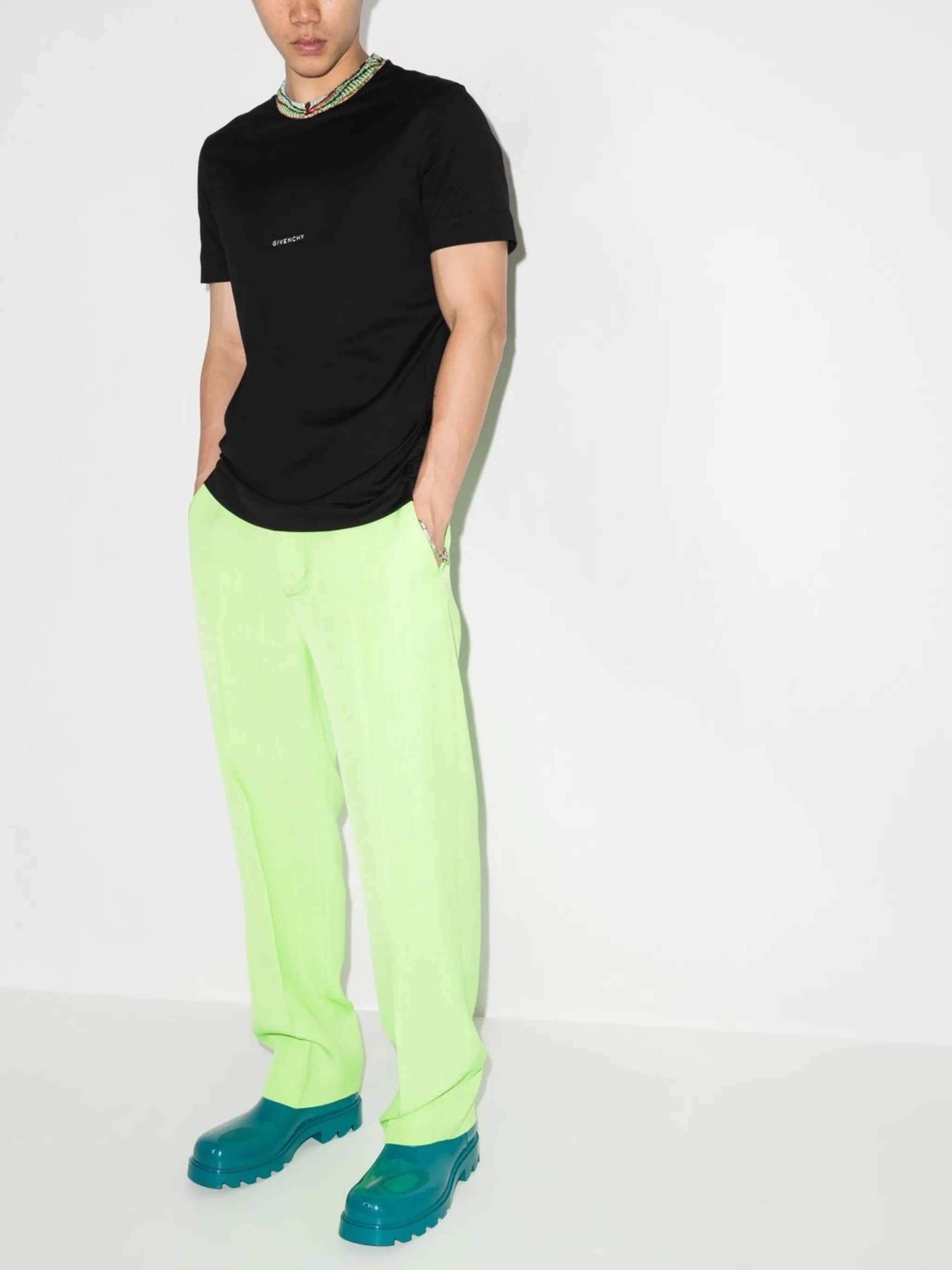 contrasting-collar short-sleeved T-shirt