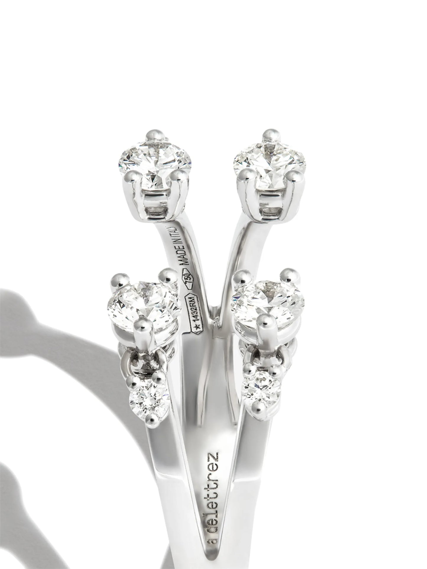 18kt white gold Dancing Diamonds Dots ring