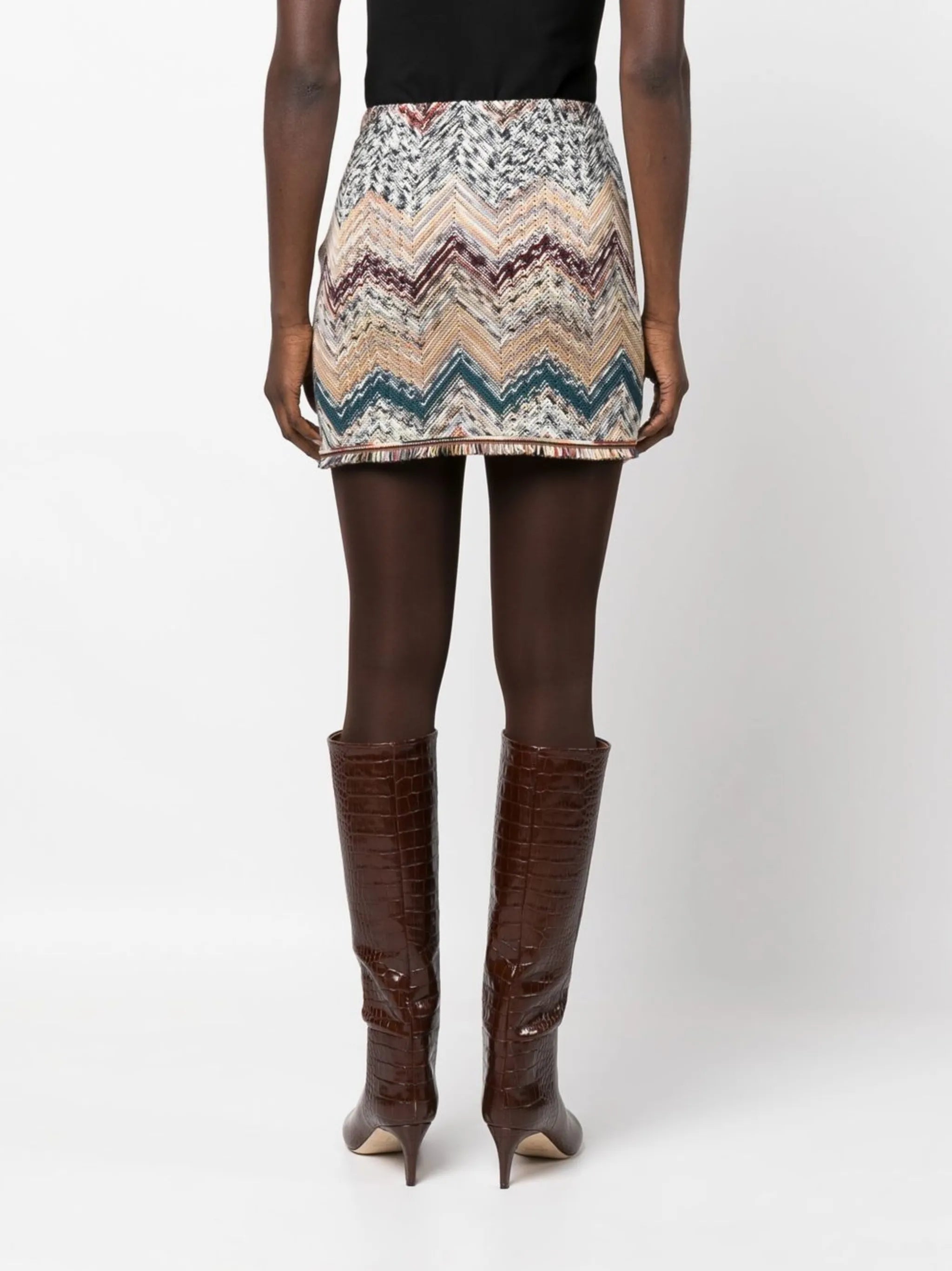 chevron-knit fitted skirt