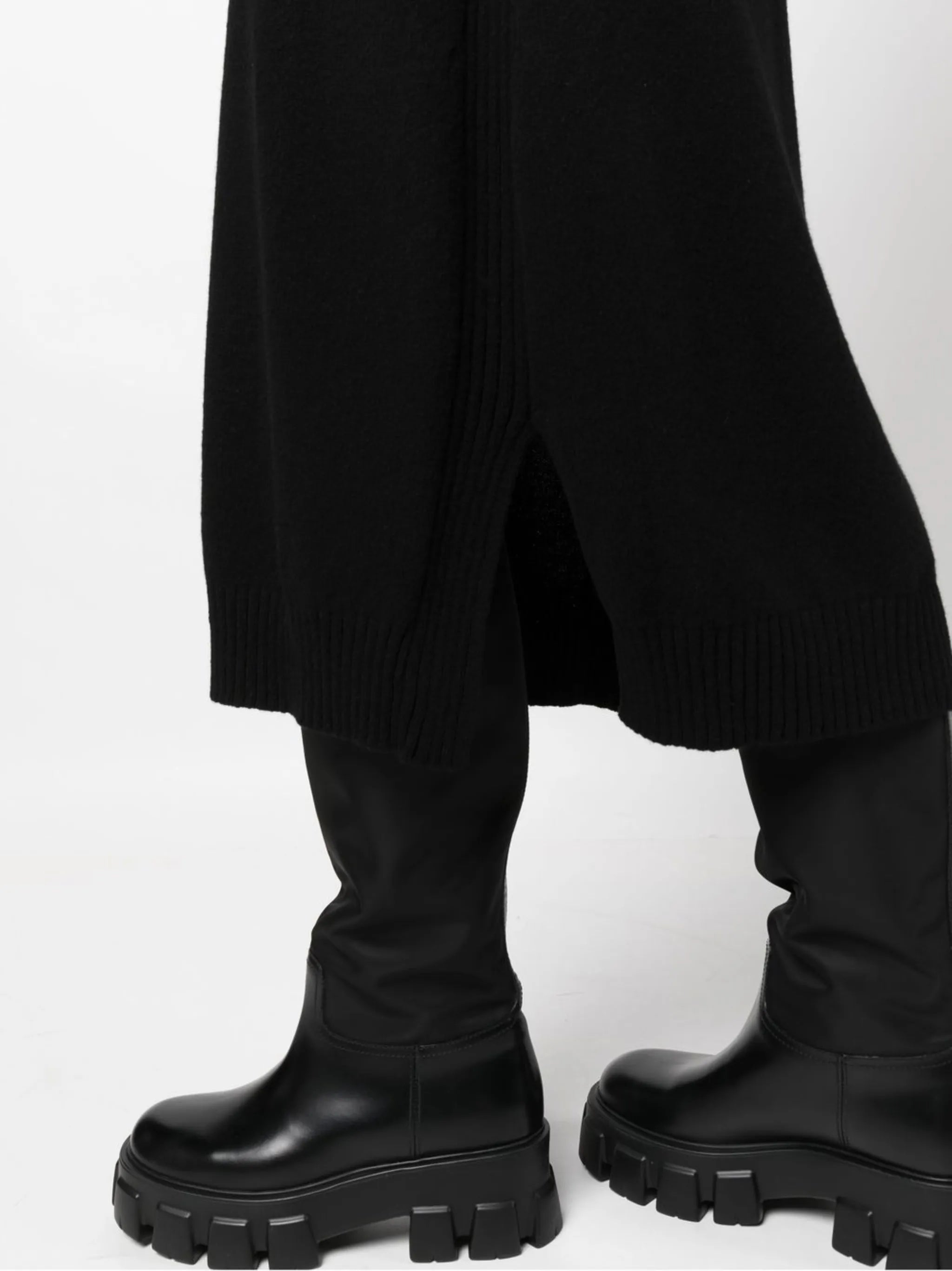 knitted straight skirt