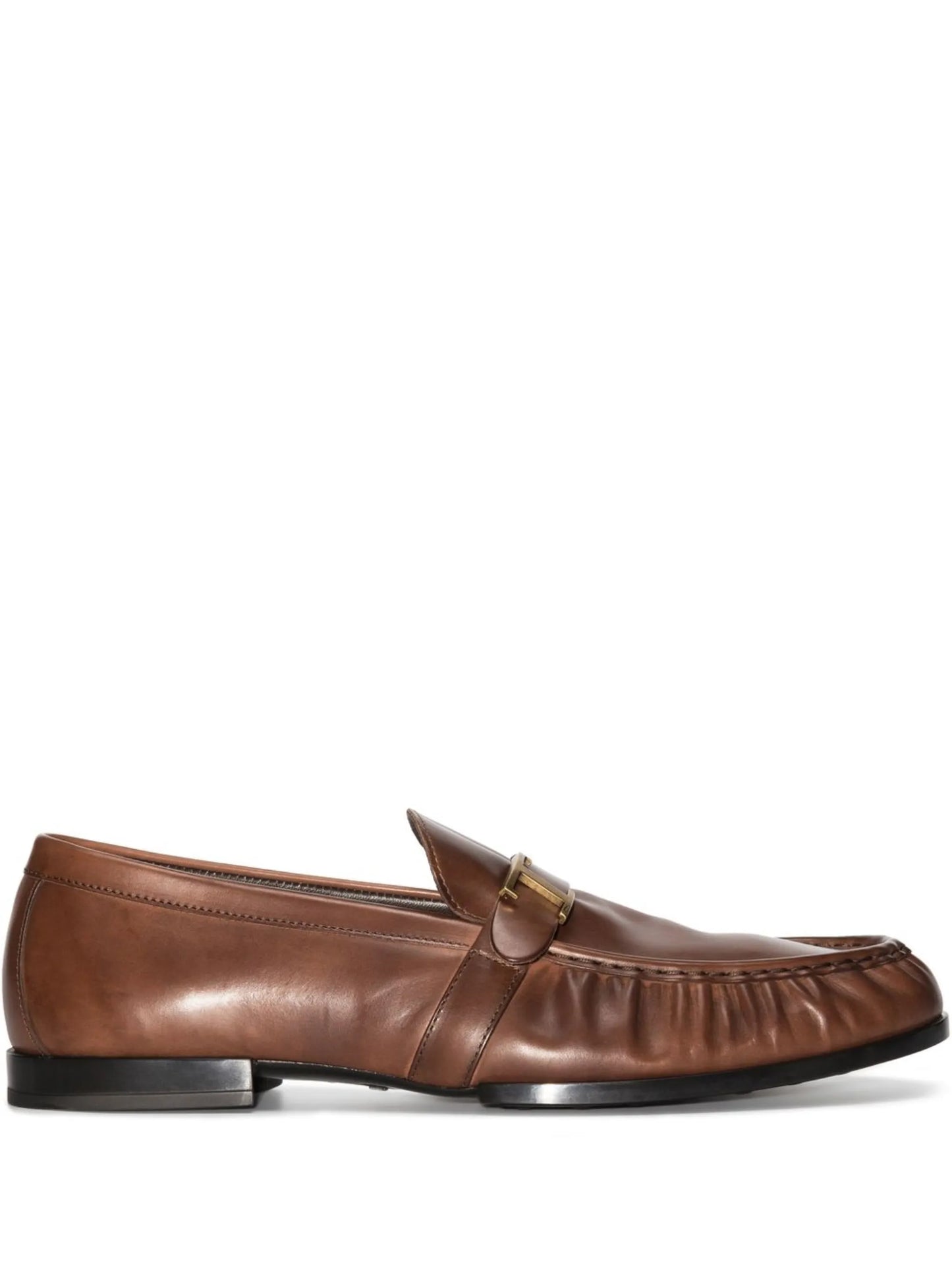 Timeless leather loafers