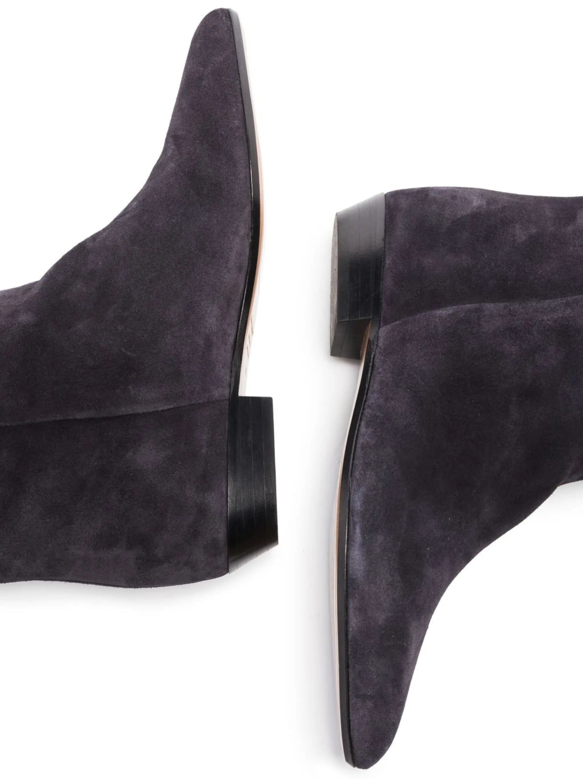 Skarlet knee-length suede boots