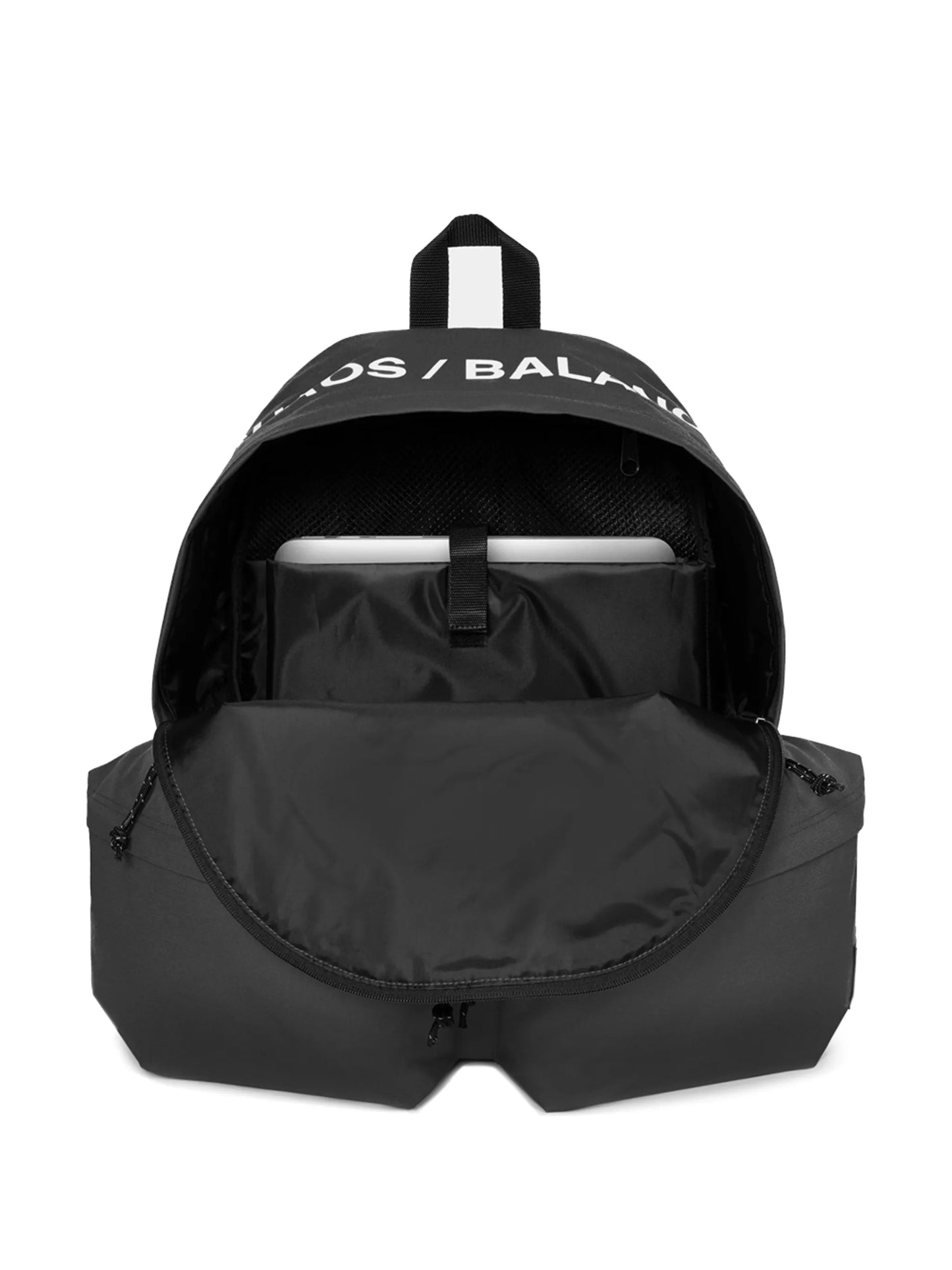 x UNDERCOVER padded packpack