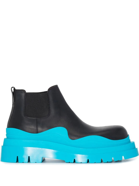 Tire leather Chelsea boots