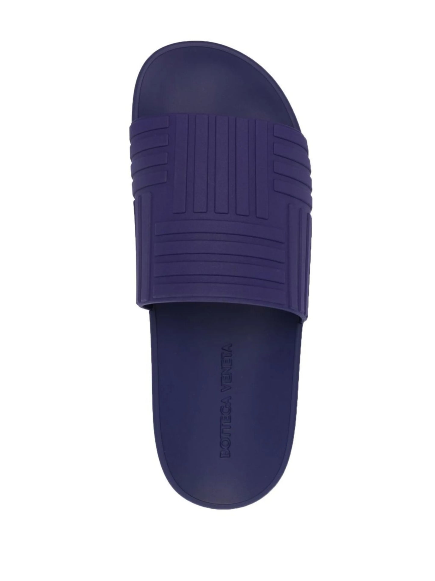 Intrecciato-embossed slides
