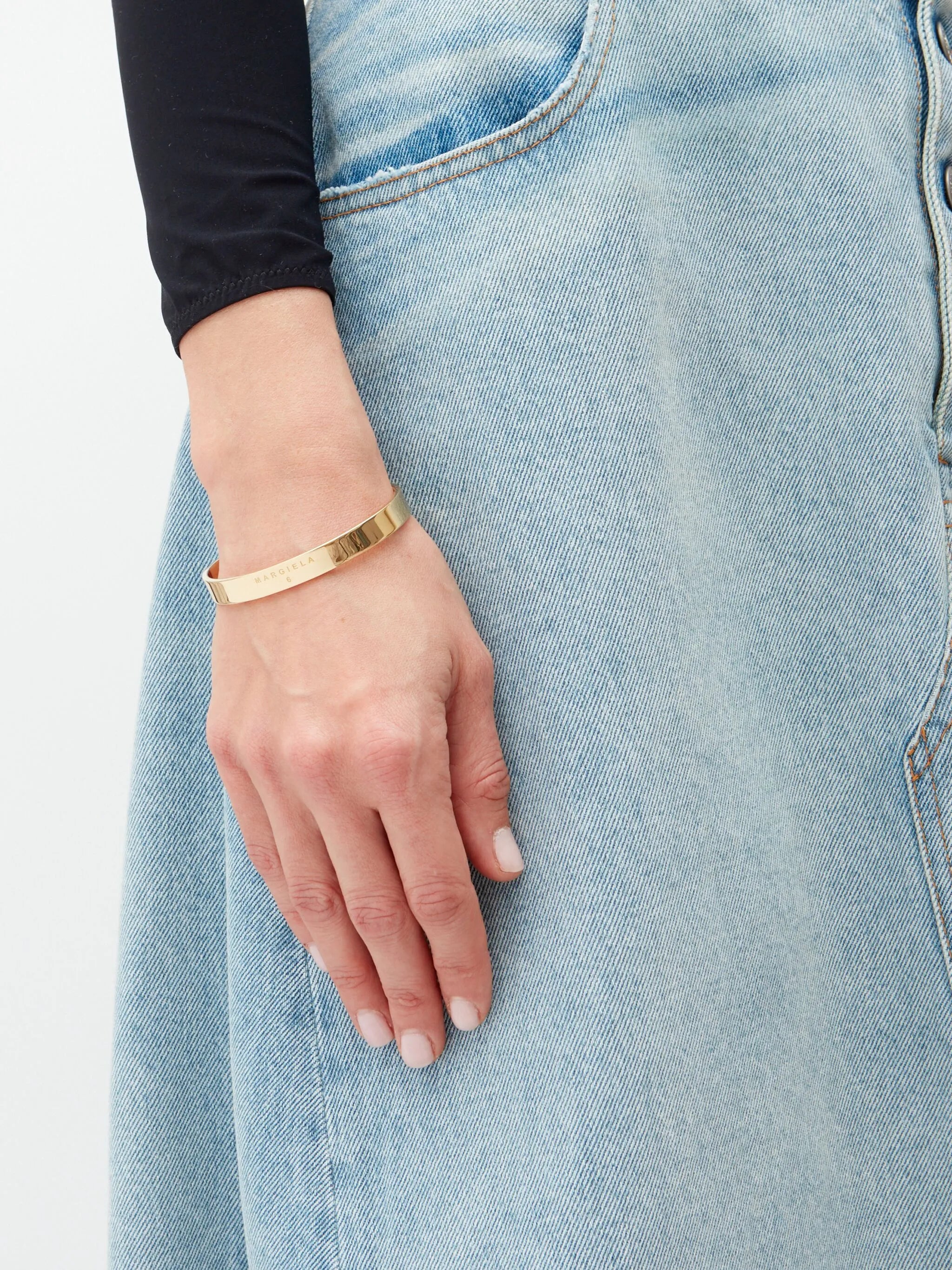 Minimal engraved bangle